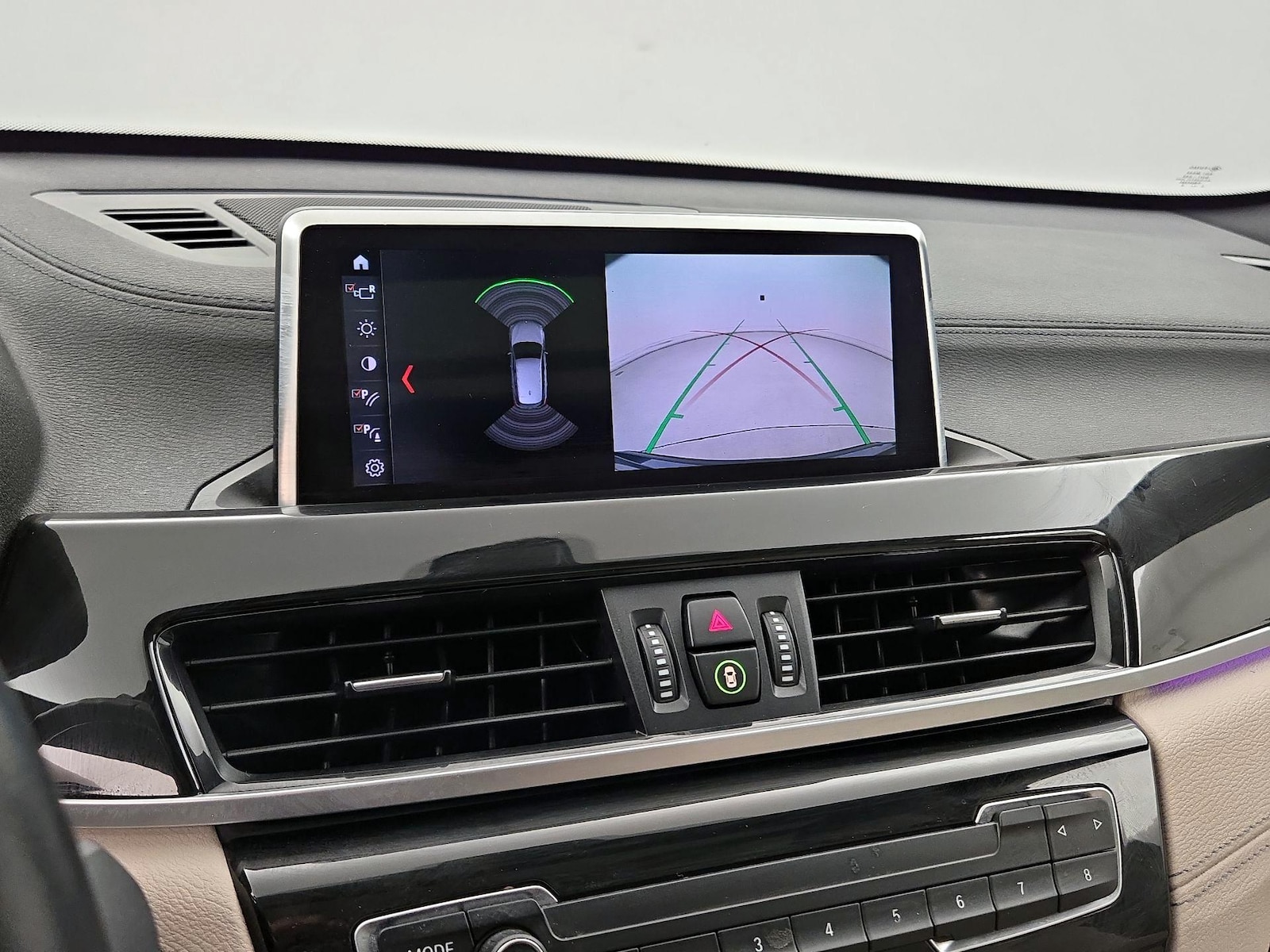 2021 BMW X1 28i - Photo 16