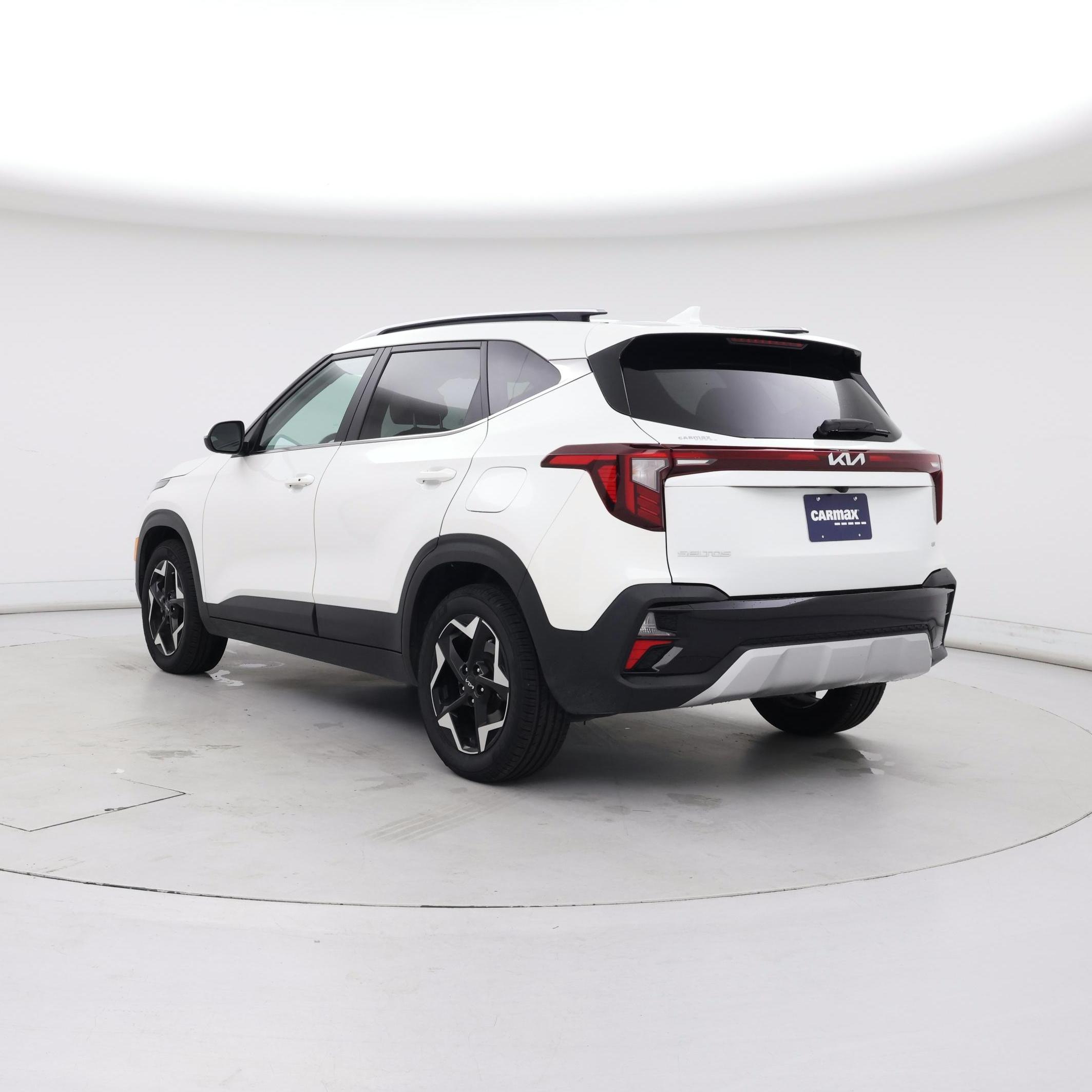 Thumbnail: 2024 Kia Seltos - 2