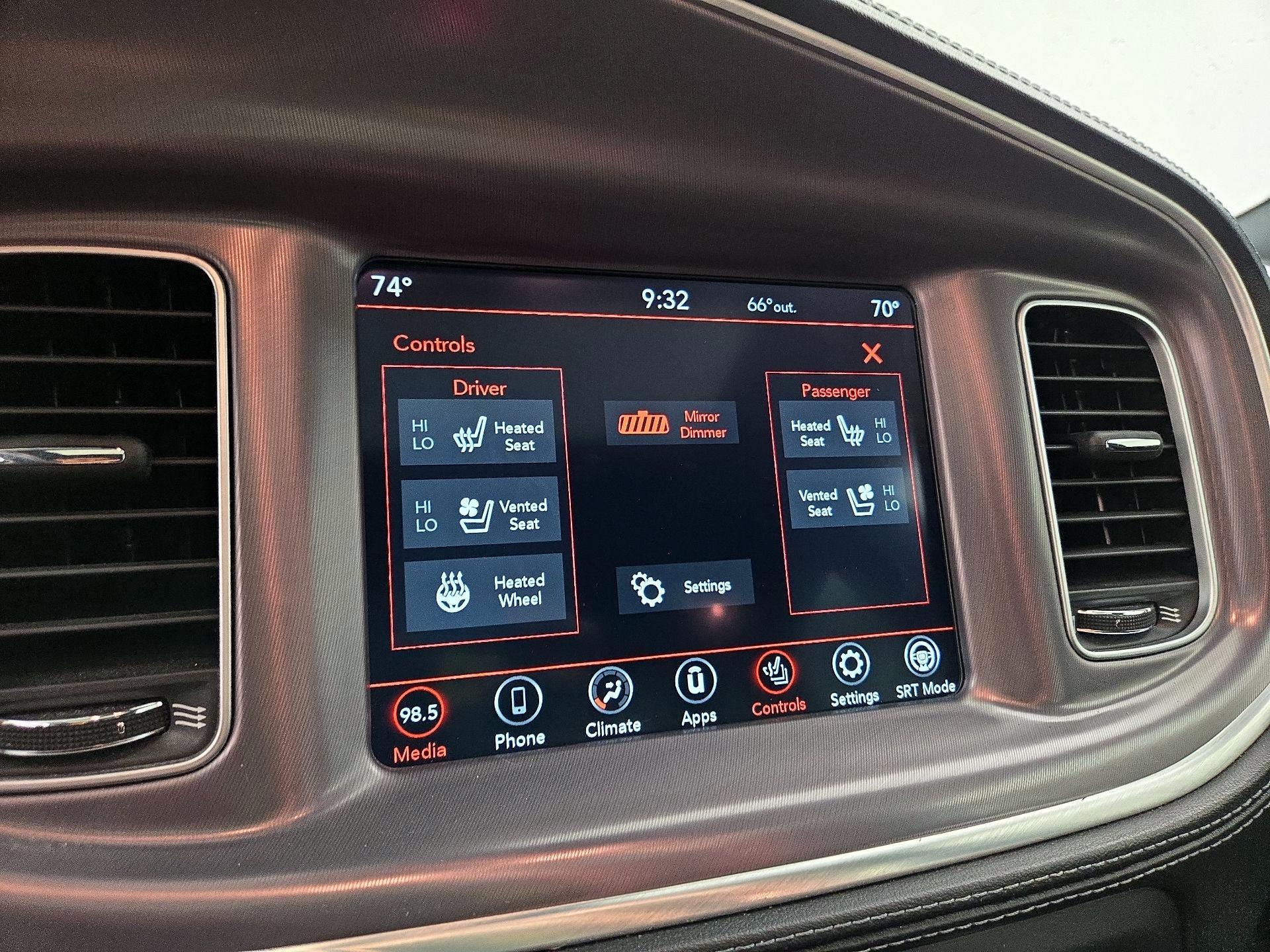 Thumbnail: 2021 Dodge Charger - 16