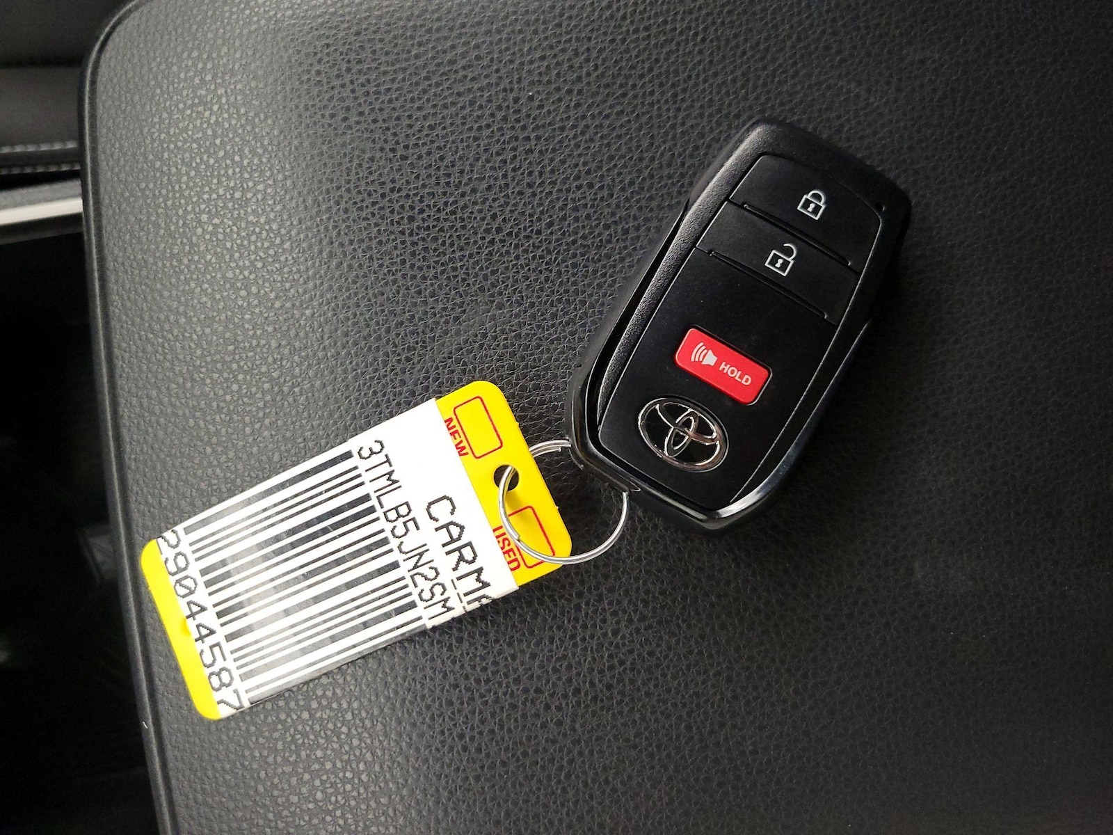 2025 Toyota Tacoma TRD Sport - Photo 23