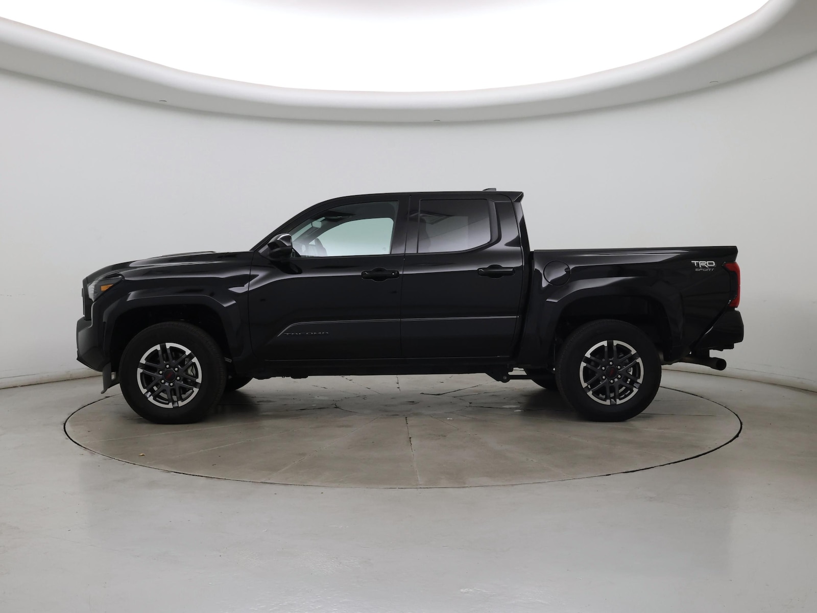 2025 Toyota Tacoma TRD Sport - Photo 4