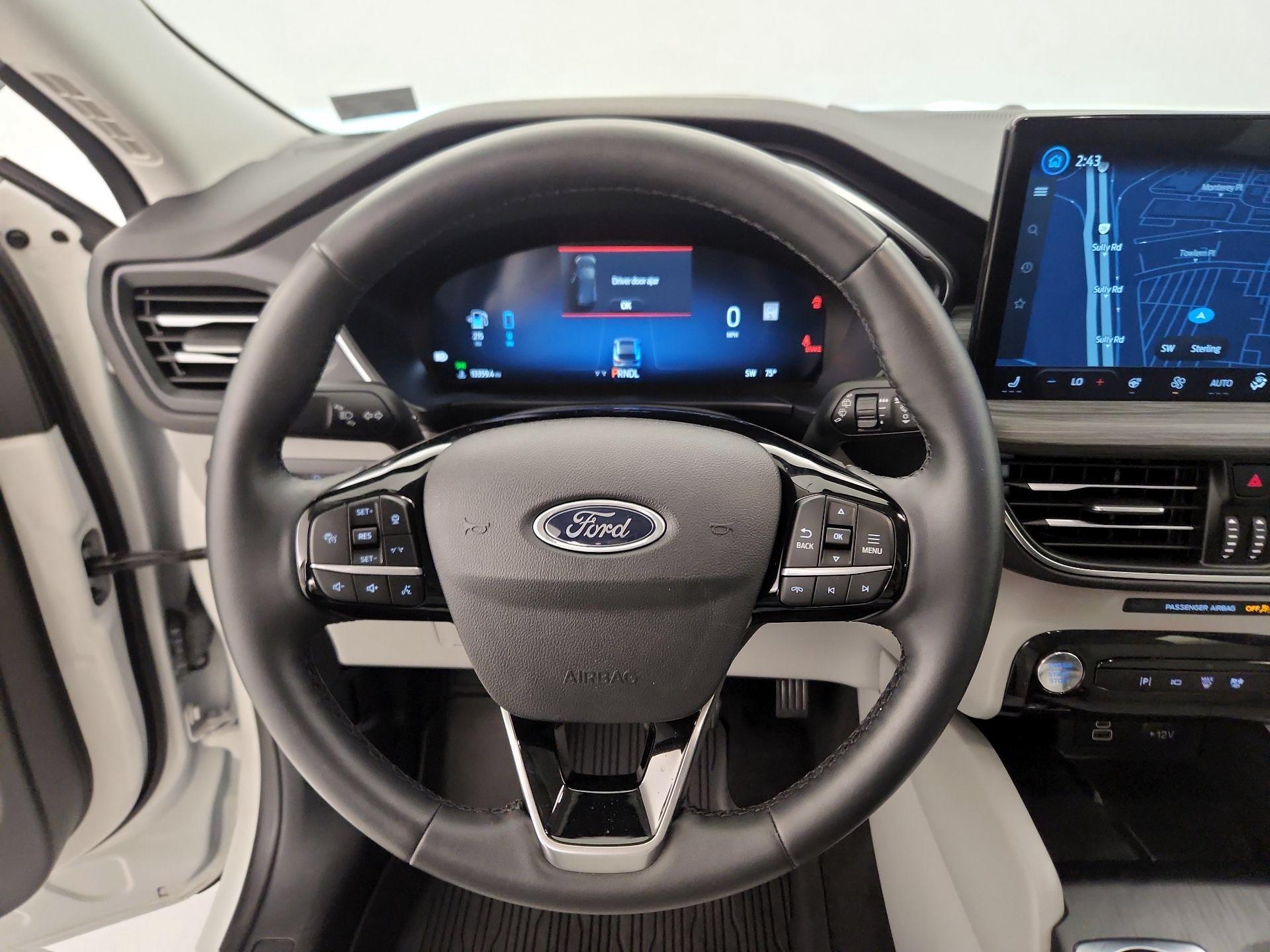 Thumbnail: 2025 Ford Escape - 10