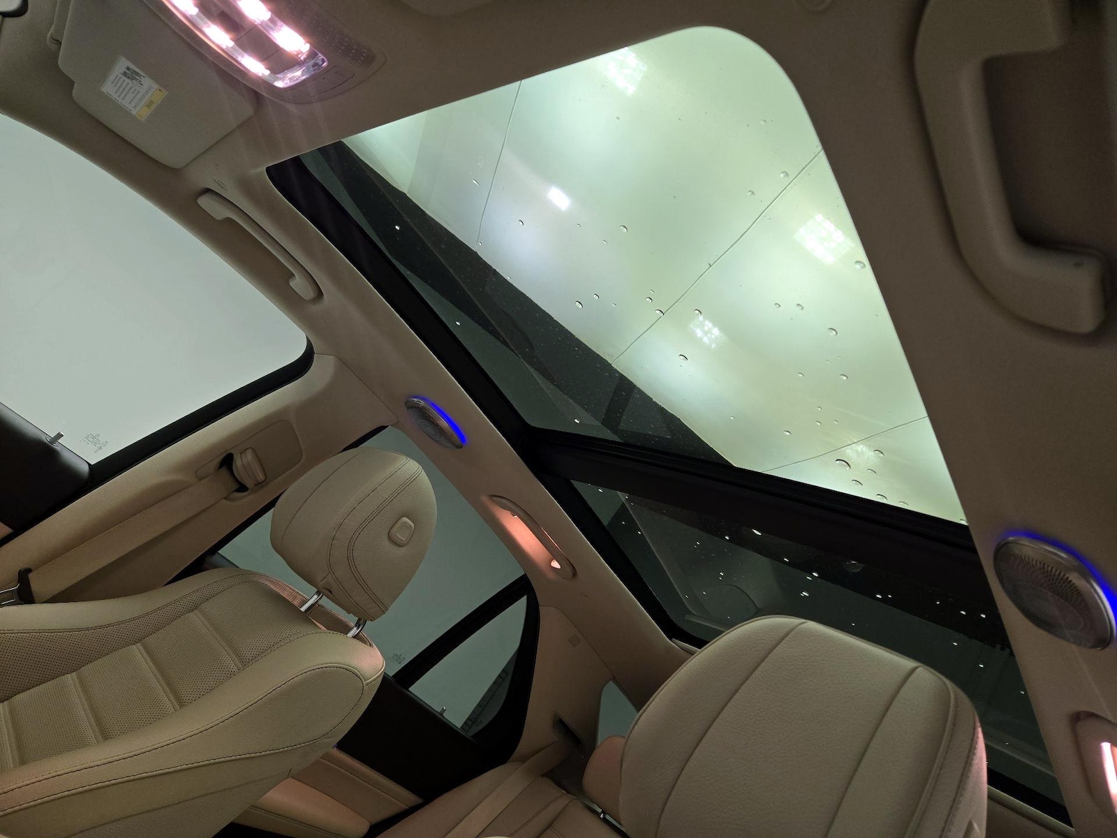 Panoramic Sunroof & Sunroof(s)