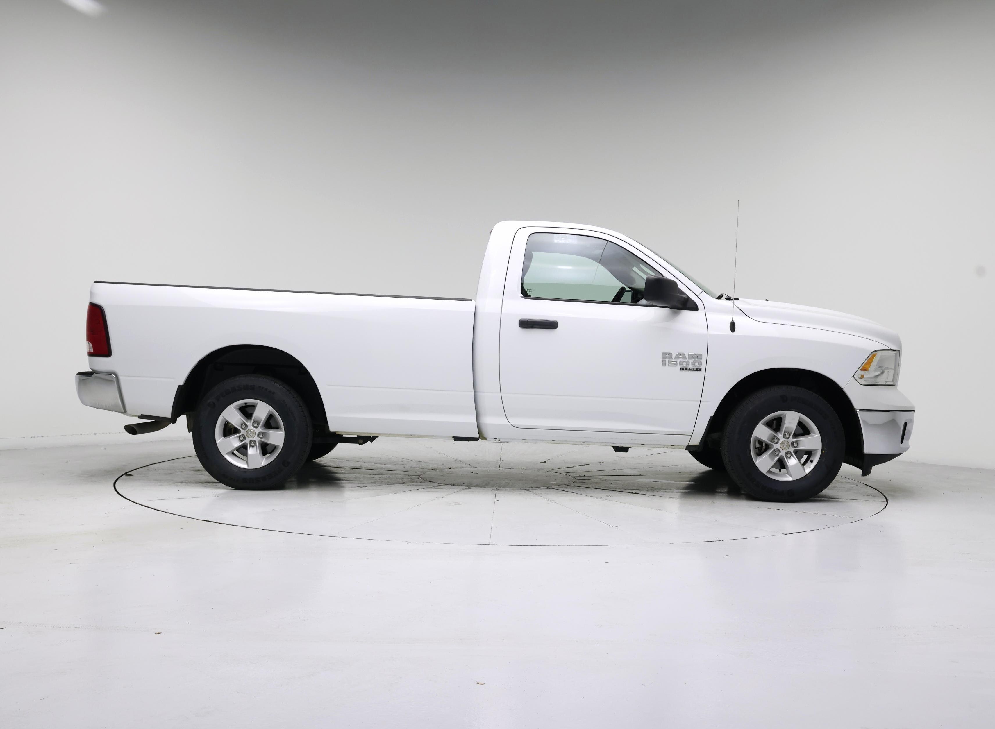 Thumbnail: 2022 RAM 1500 Classic - 7