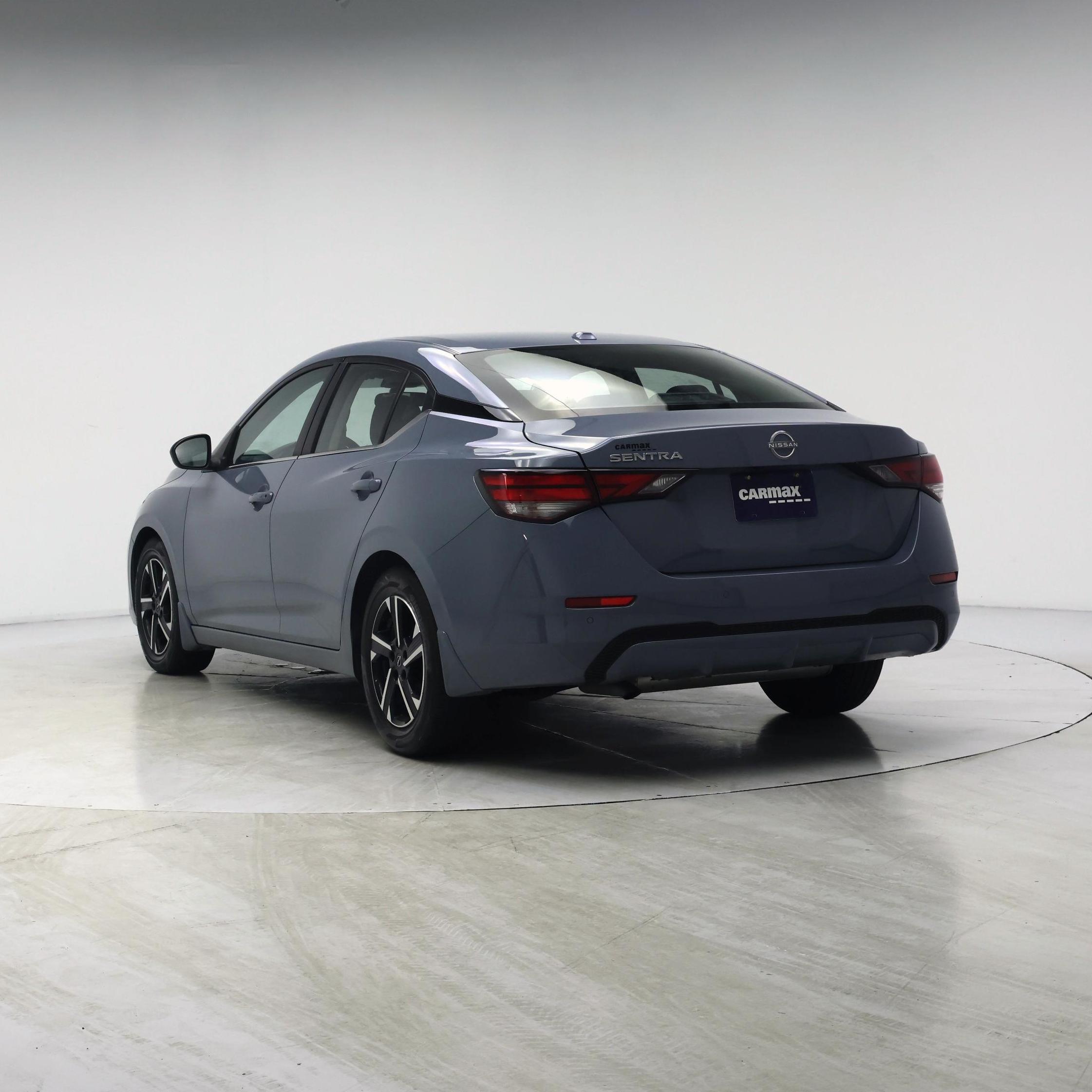 Thumbnail: 2025 Nissan Sentra - 2