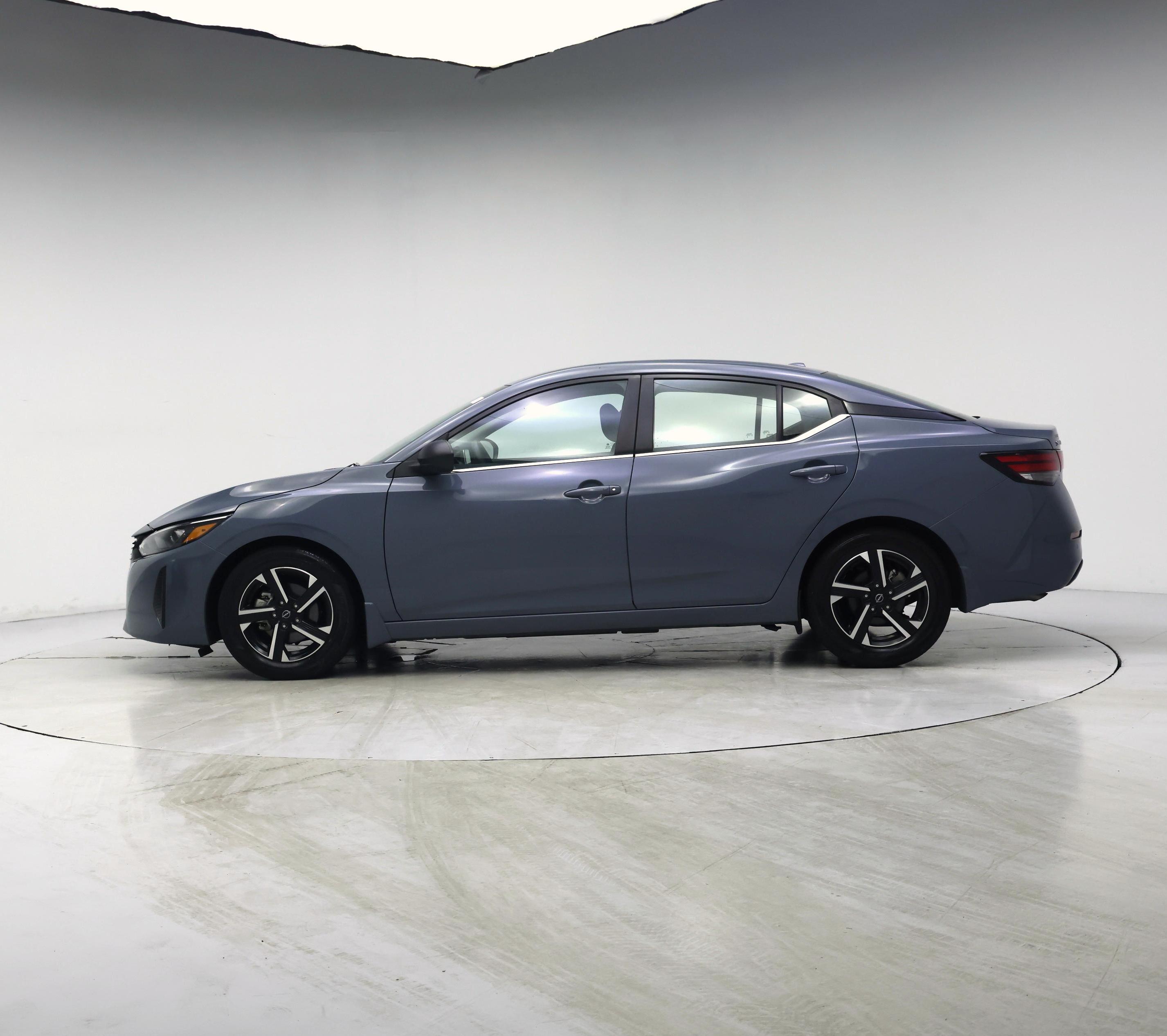 Thumbnail: 2025 Nissan Sentra - 3