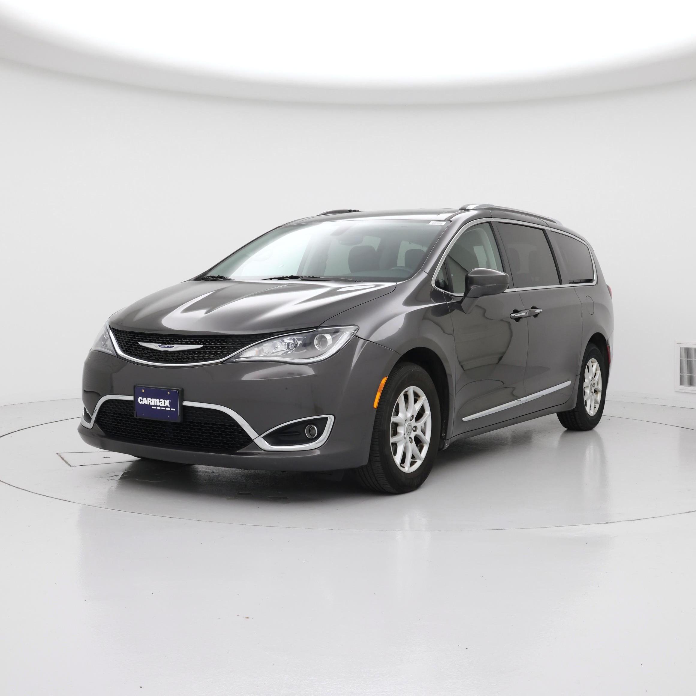 Thumbnail: 2020 Chrysler Pacifica - 4