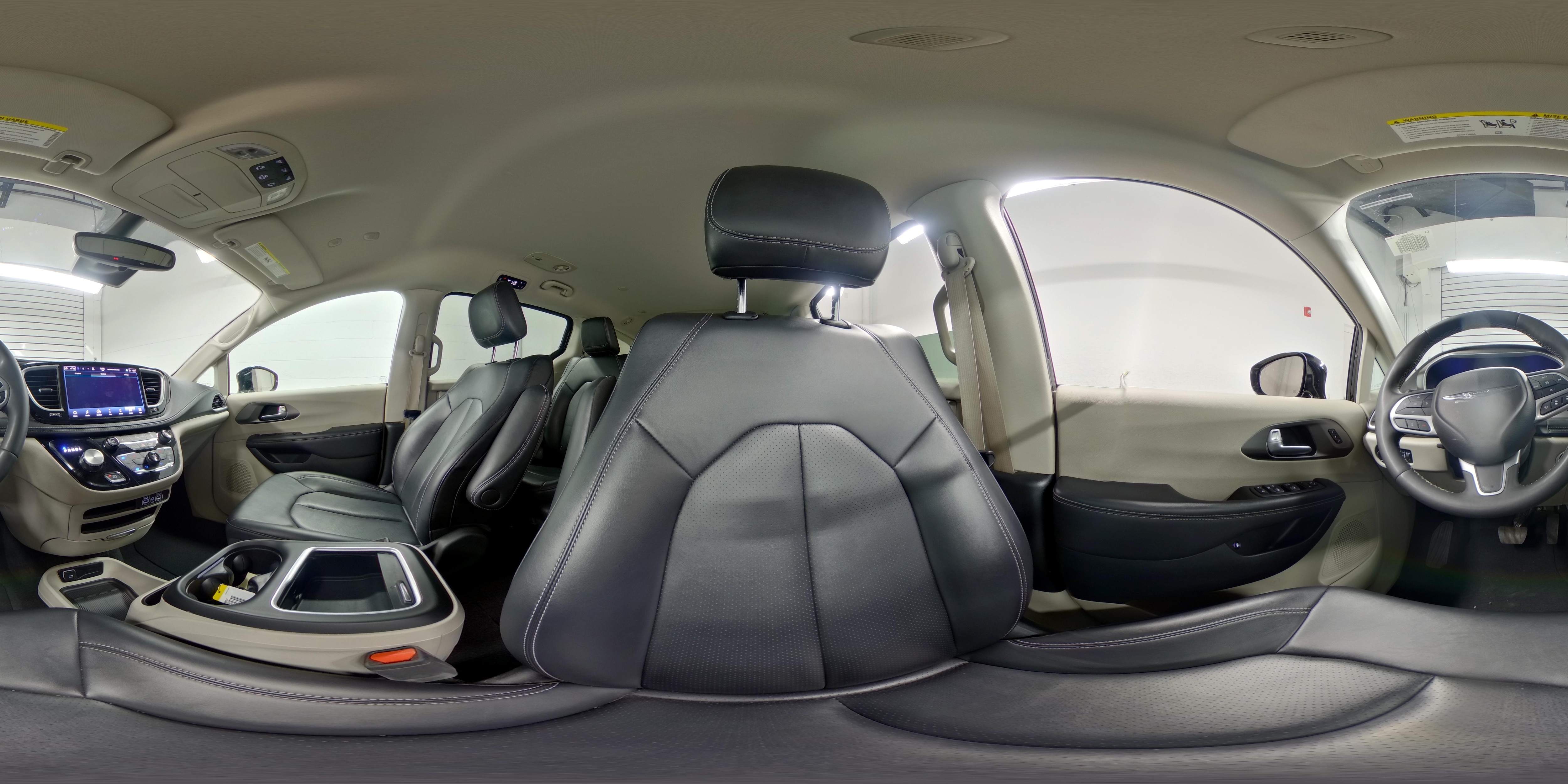 2024 Chrysler Pacifica PHEV Select - Photo 29