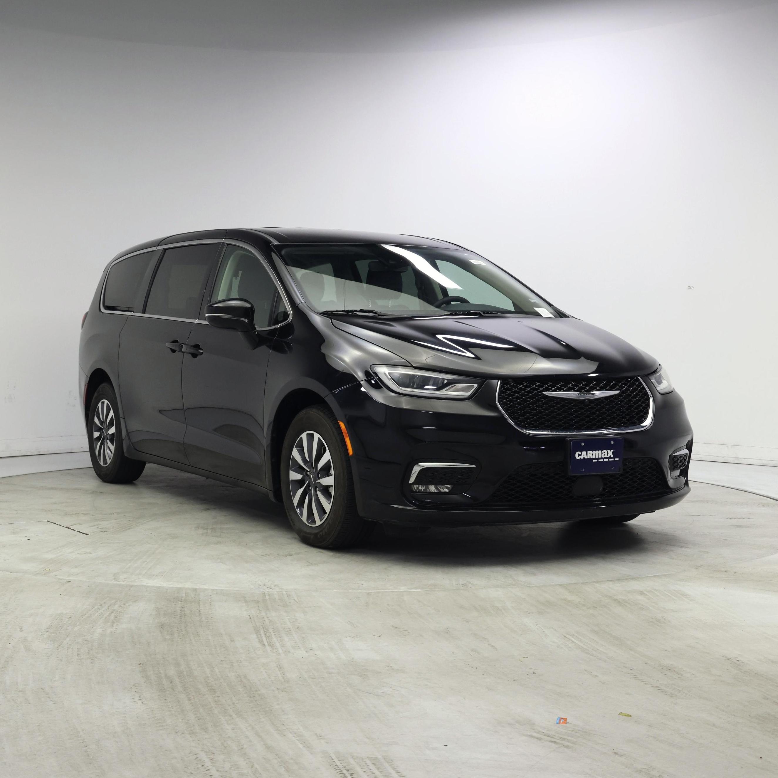 Black 2024 Chrysler Pacifica Hybrid Minivan Front-Wheel Drive Automatic