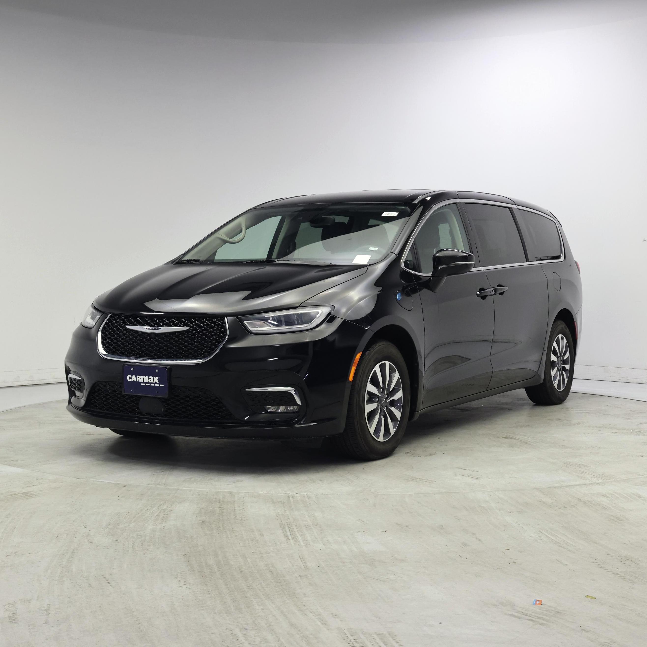 Thumbnail: 2024 Chrysler Pacifica - 4