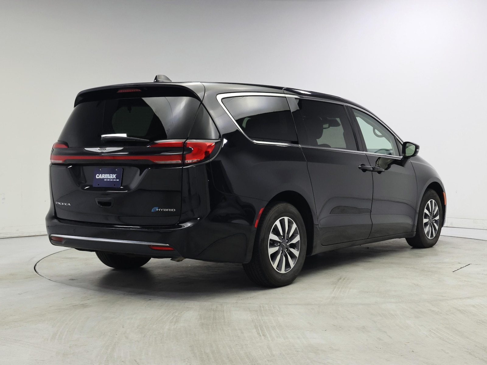 2024 Chrysler Pacifica PHEV Select - Photo 9