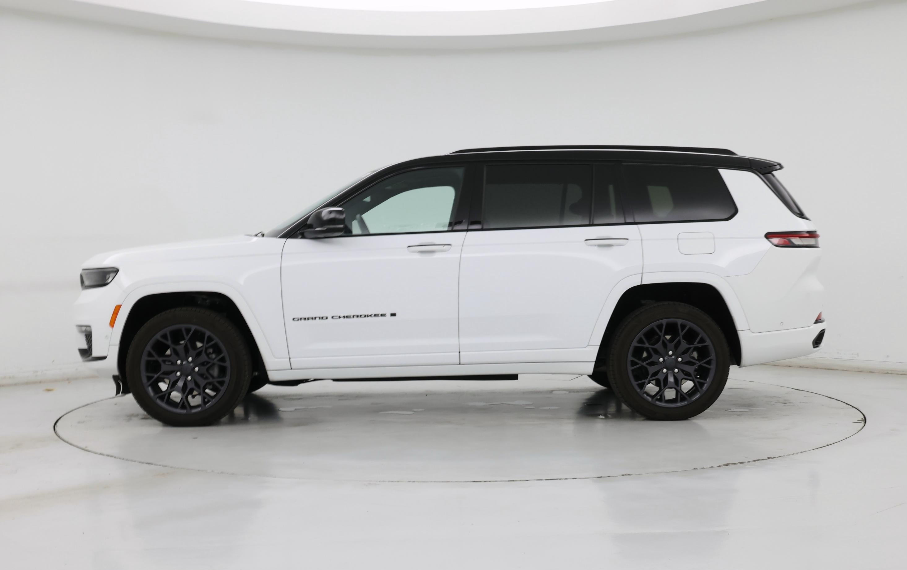 Thumbnail: 2023 Jeep Grand Cherokee L - 3