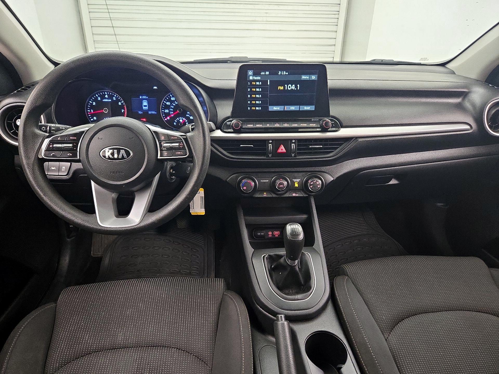 Thumbnail: 2020 Kia Forte - 9