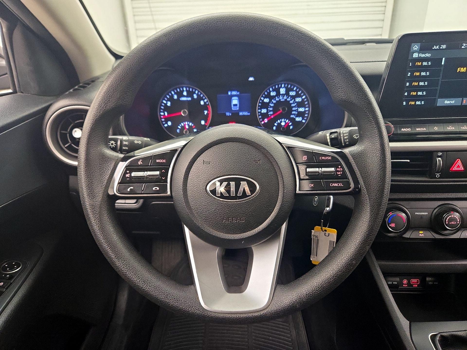Thumbnail: 2020 Kia Forte - 10