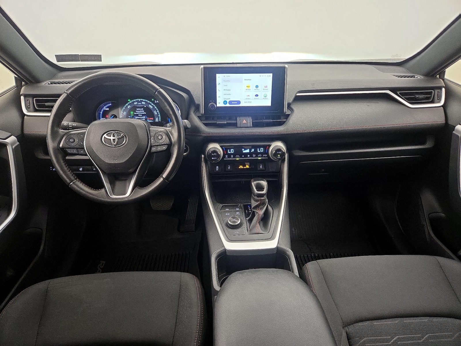 Apple CarPlay® & Android Auto™