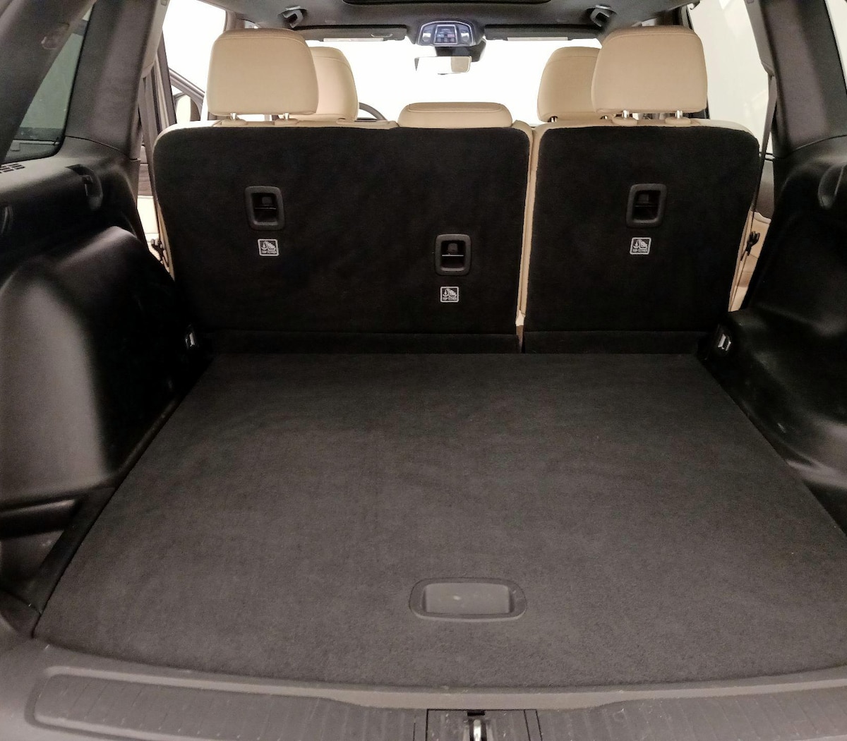 Trunk/Cargo (Seats Up)