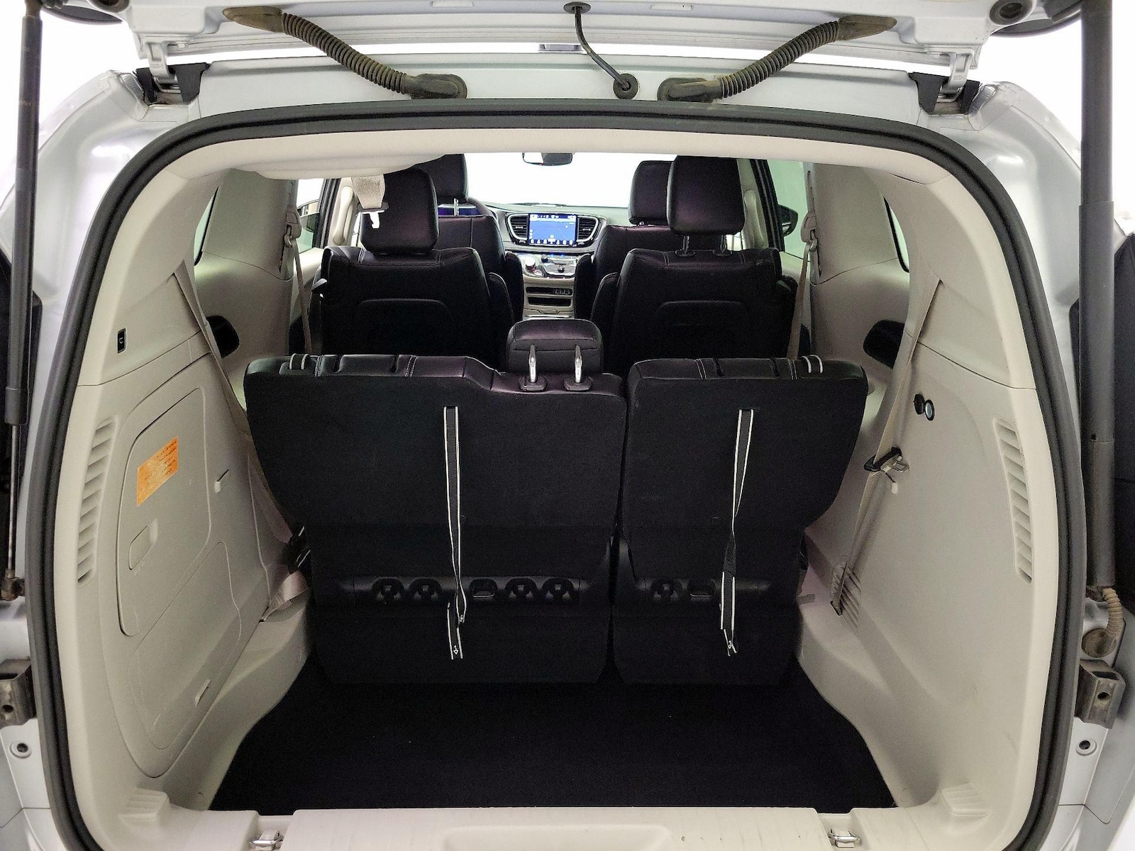 2024 Chrysler Pacifica PHEV Select - Photo 23