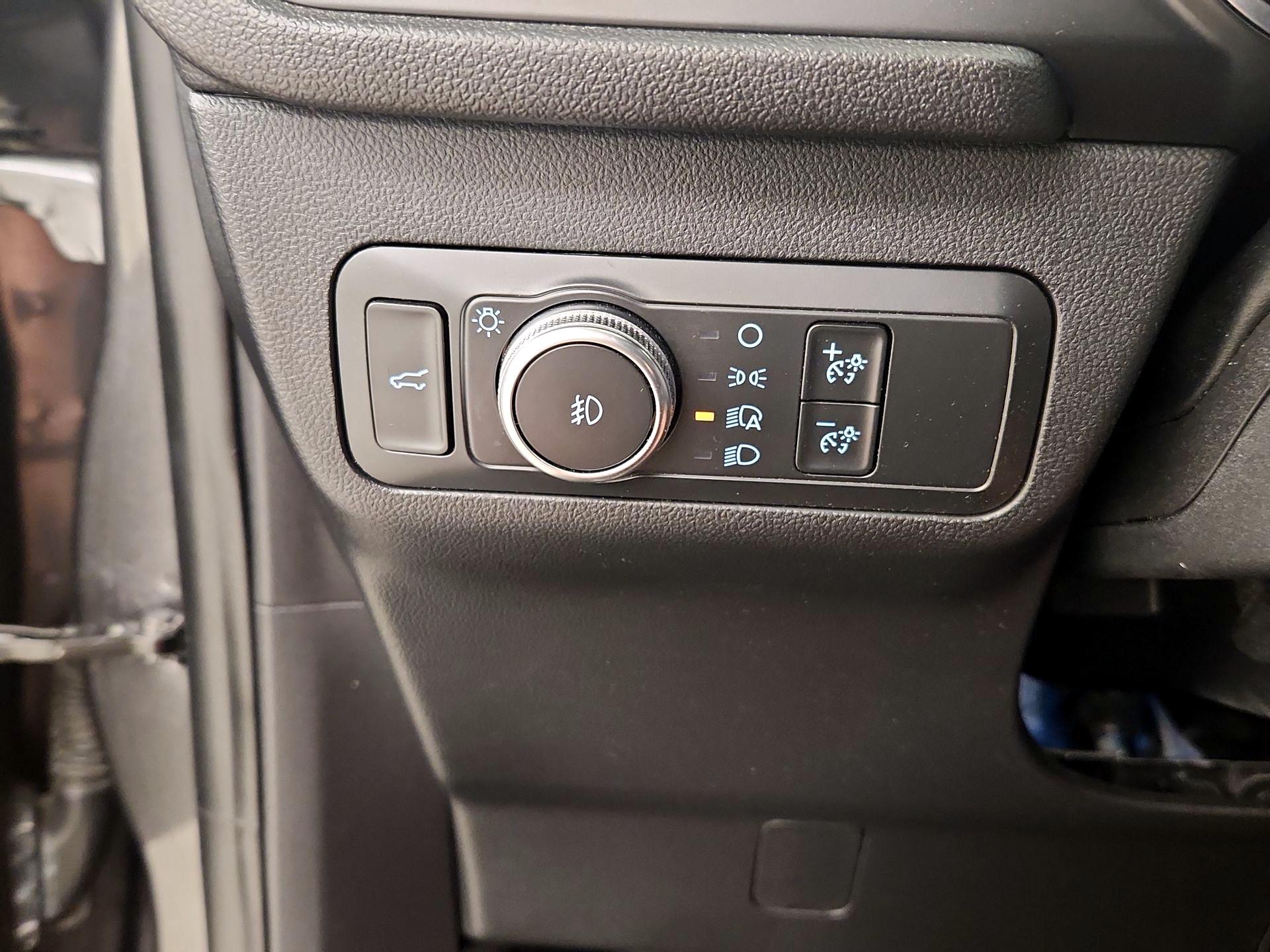 Thumbnail: 2020 Ford Escape - 13