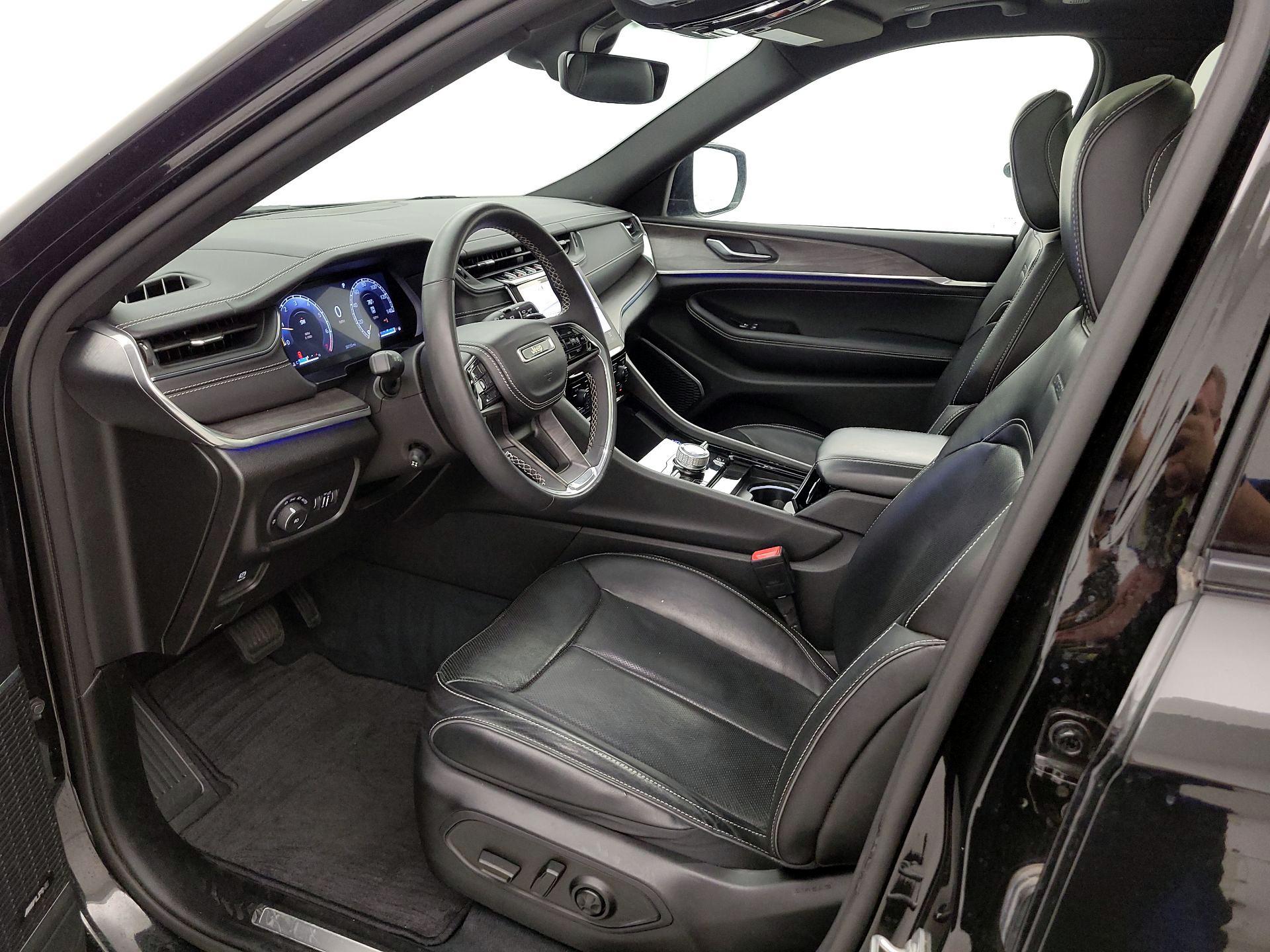 Thumbnail: 2023 Jeep Grand Cherokee L - 11