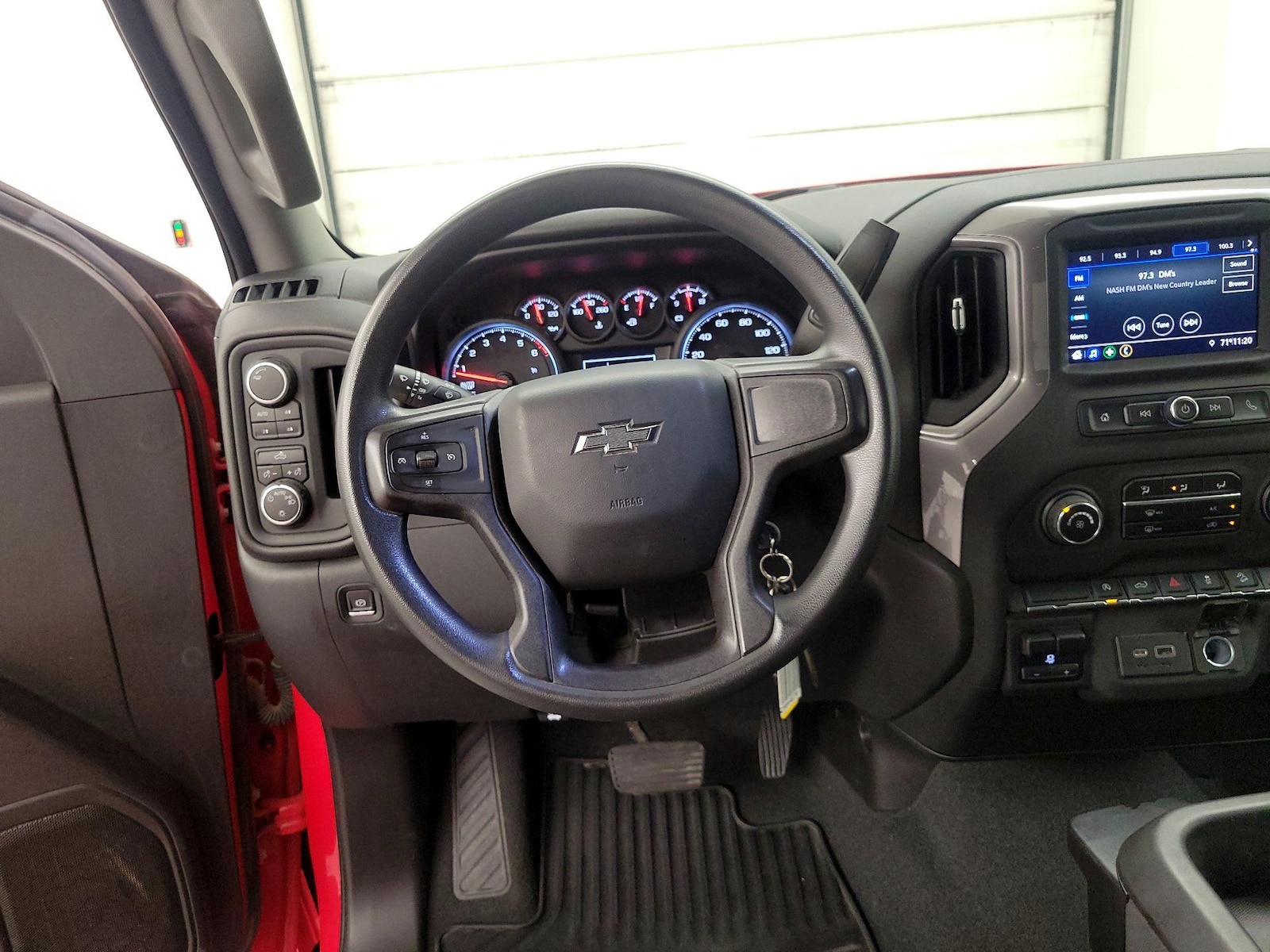 2021 Chevrolet Silverado 1500 Custom - Photo 11