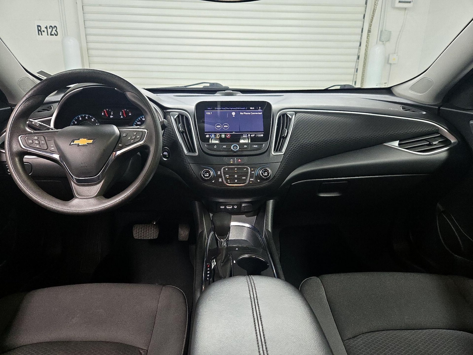 2023 Chevrolet Malibu 1LT - Photo 10