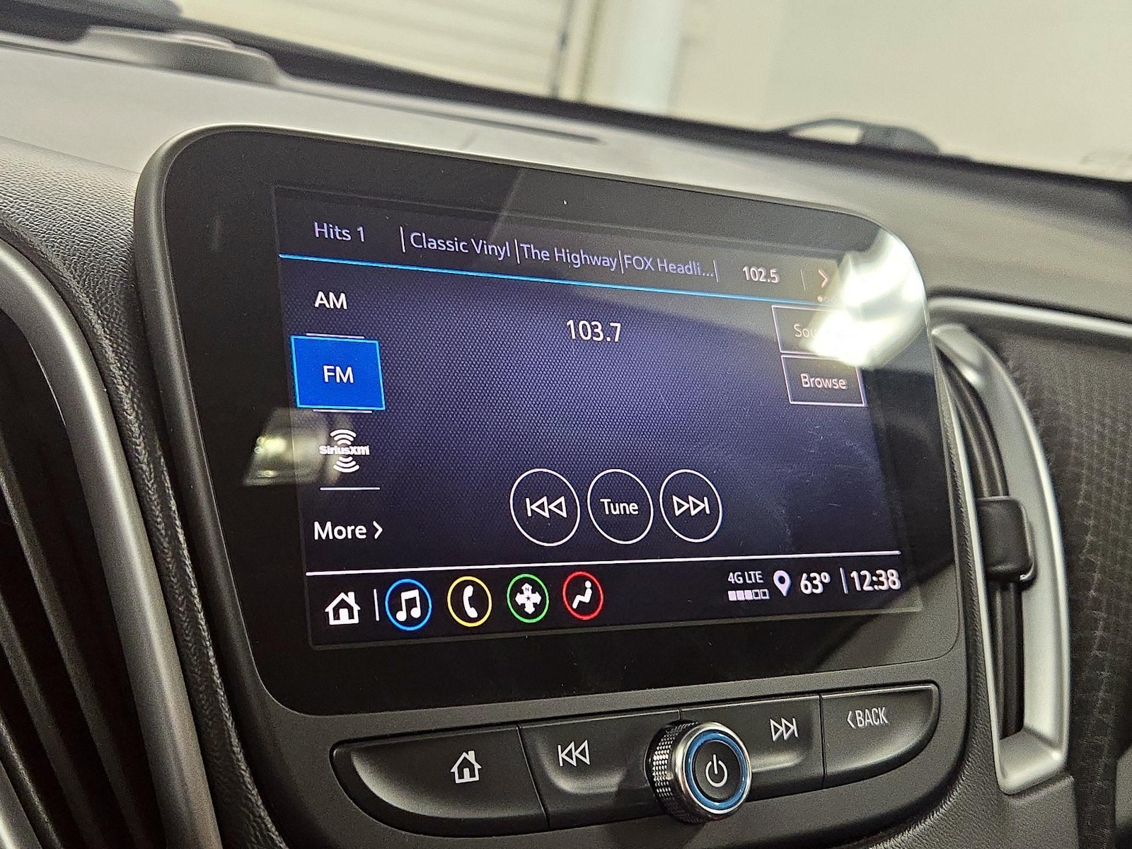 2023 Chevrolet Malibu 1LT - Photo 16