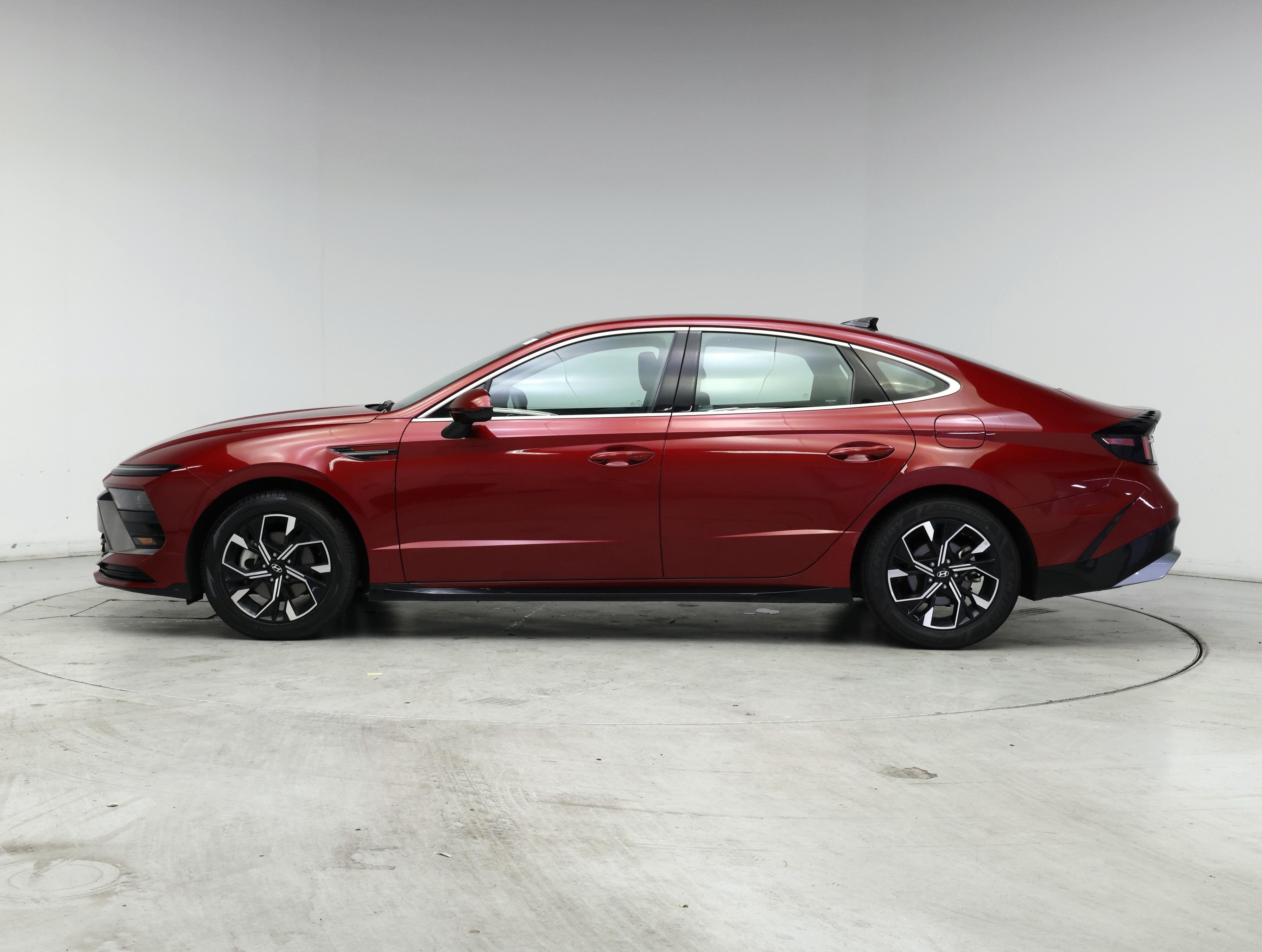 Thumbnail: 2025 Hyundai Sonata - 3