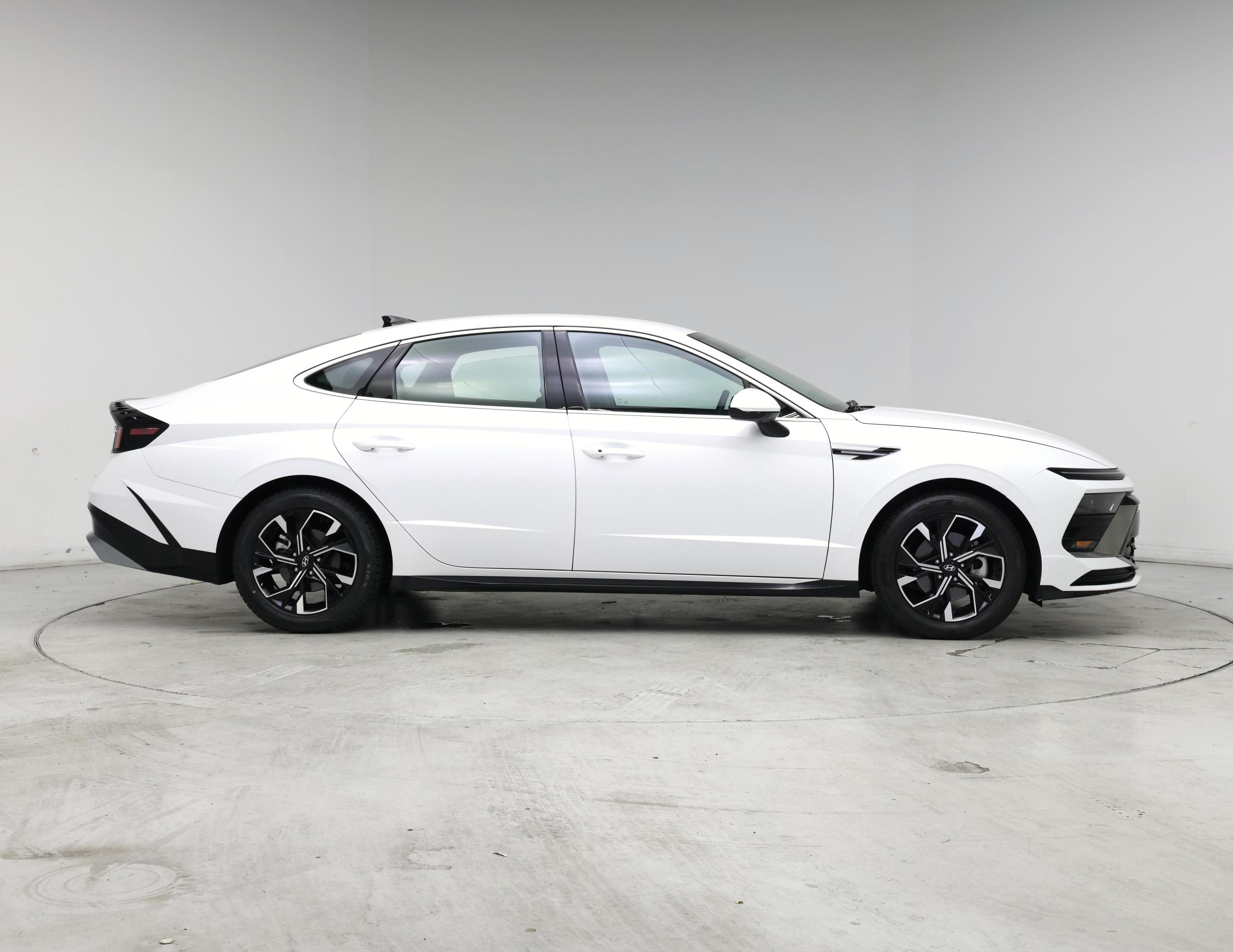 Thumbnail: 2025 Hyundai Sonata - 7