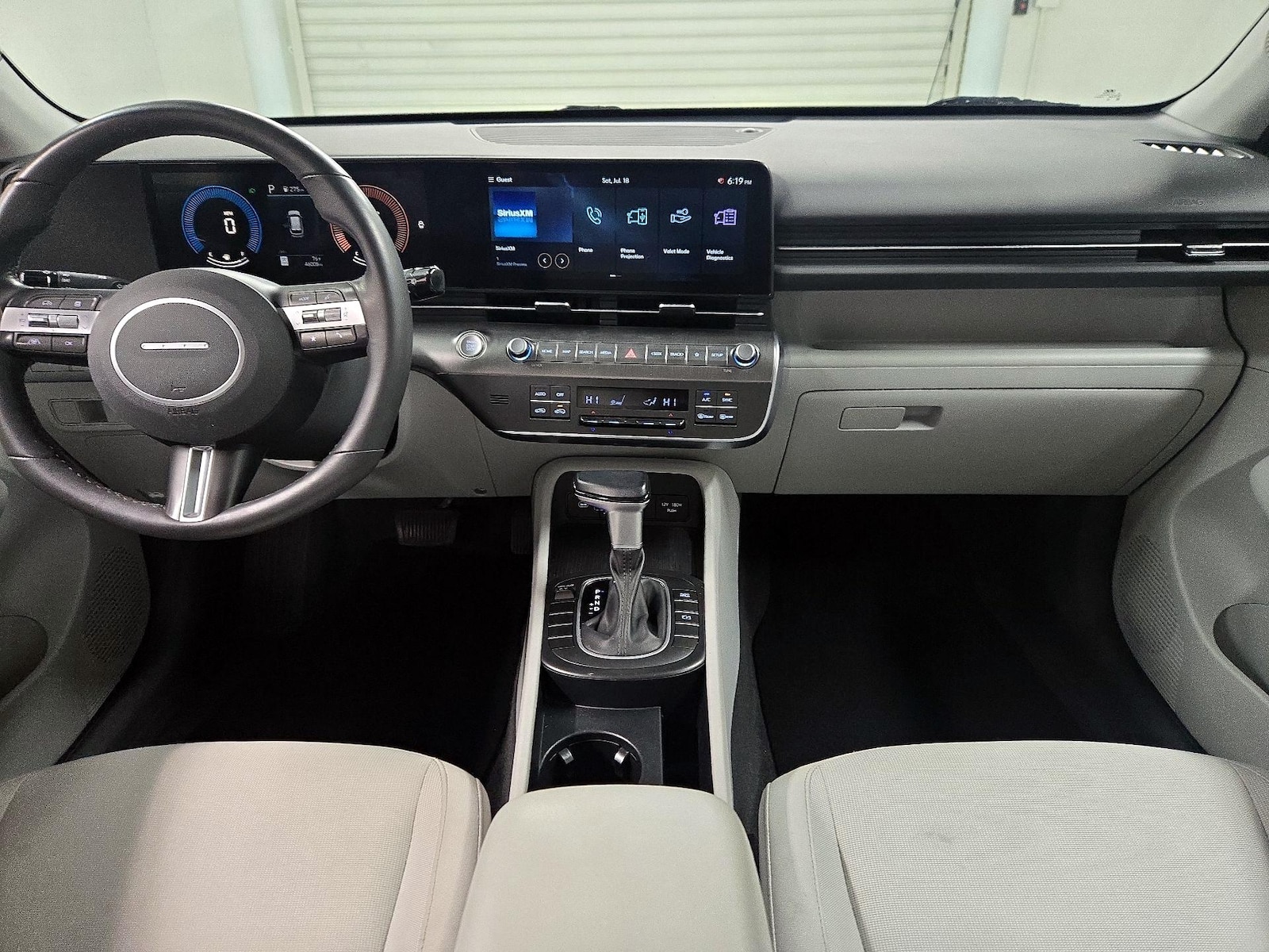 2025 Hyundai Kona SEL - Photo 10
