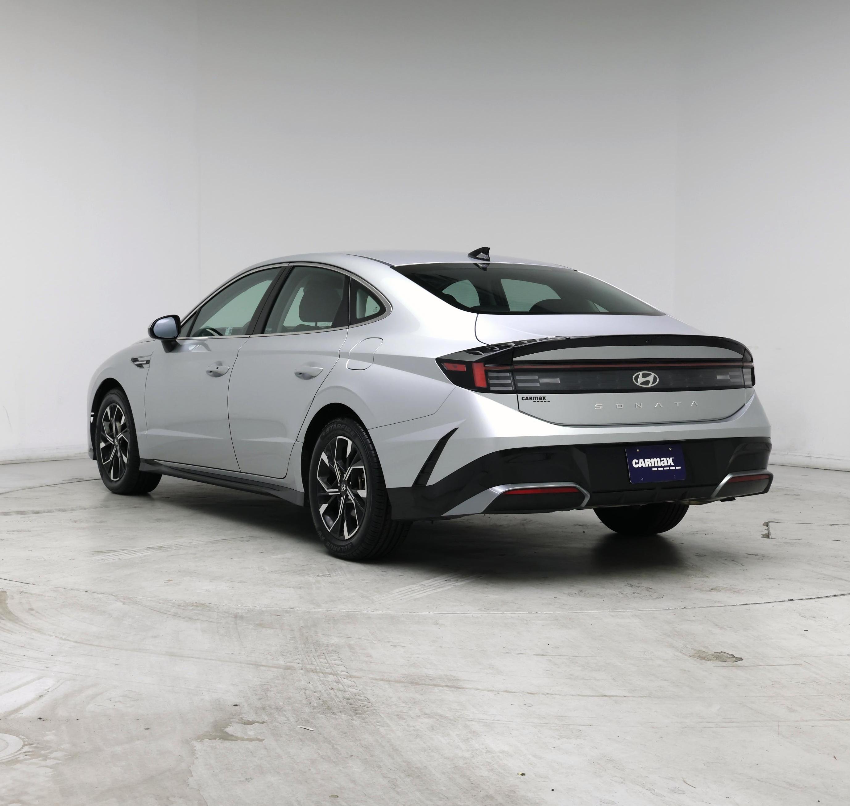 Thumbnail: 2025 Hyundai Sonata - 2