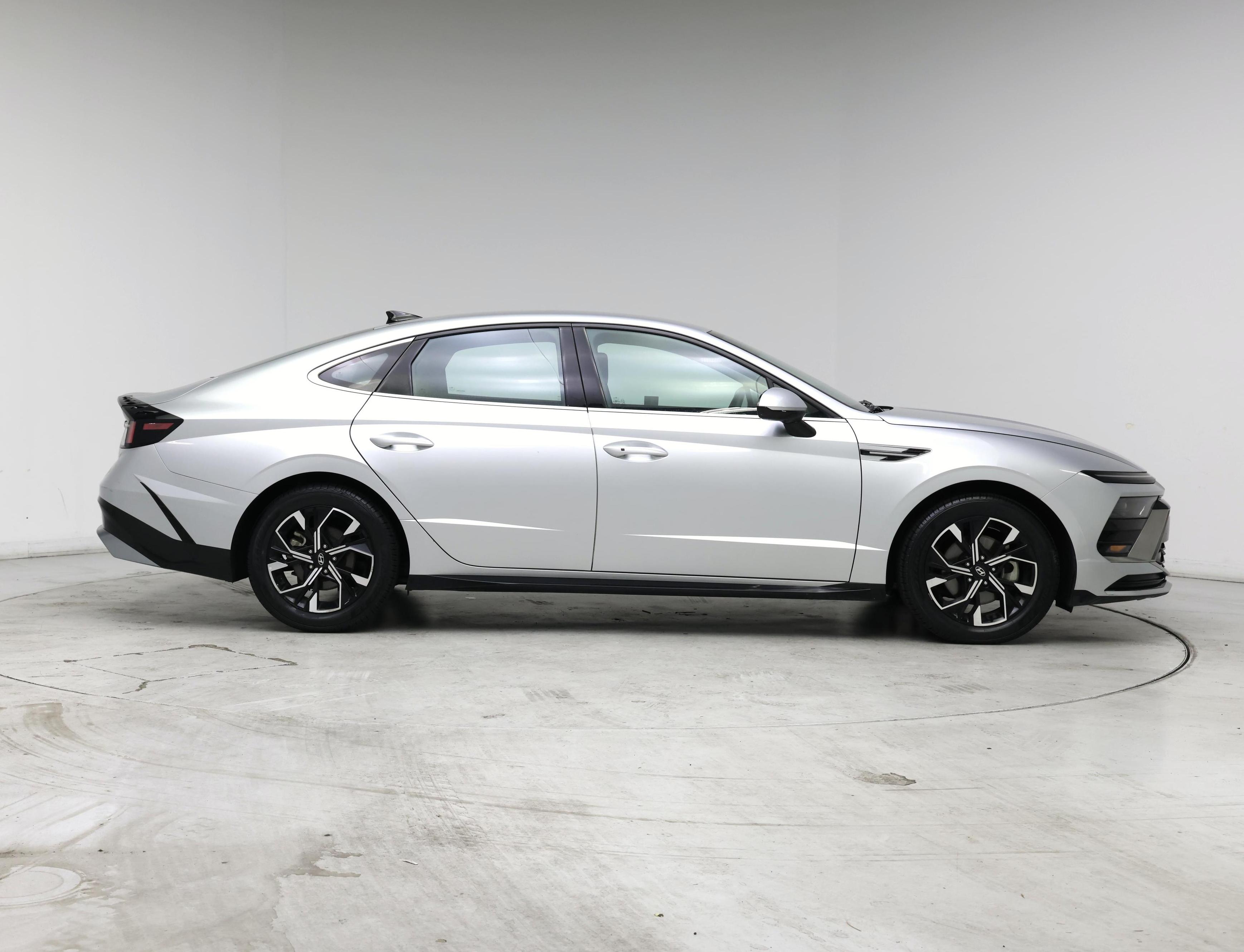 Thumbnail: 2025 Hyundai Sonata - 7