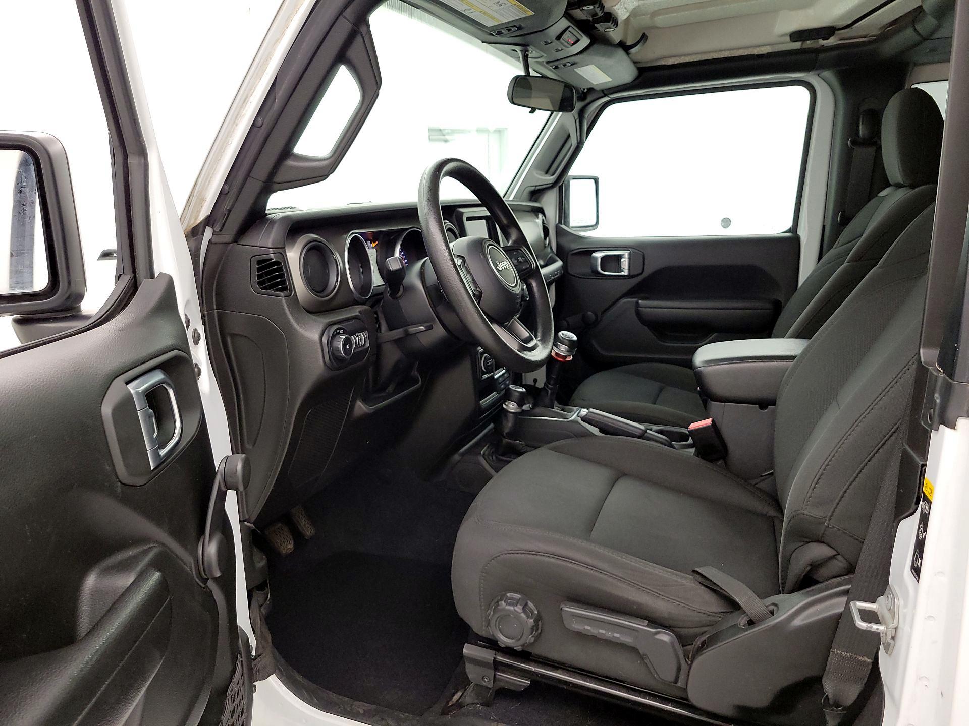 Thumbnail: 2022 Jeep Wrangler - 11