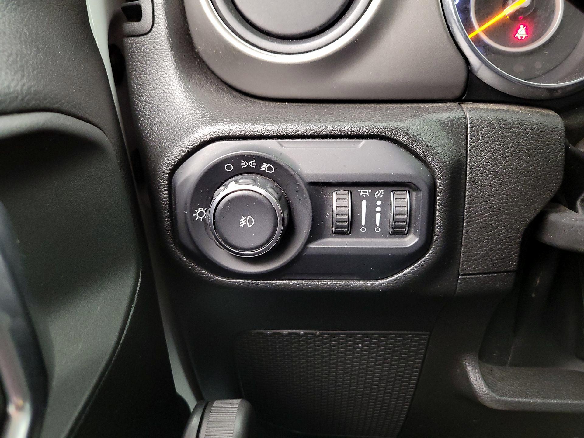 Thumbnail: 2022 Jeep Wrangler - 13