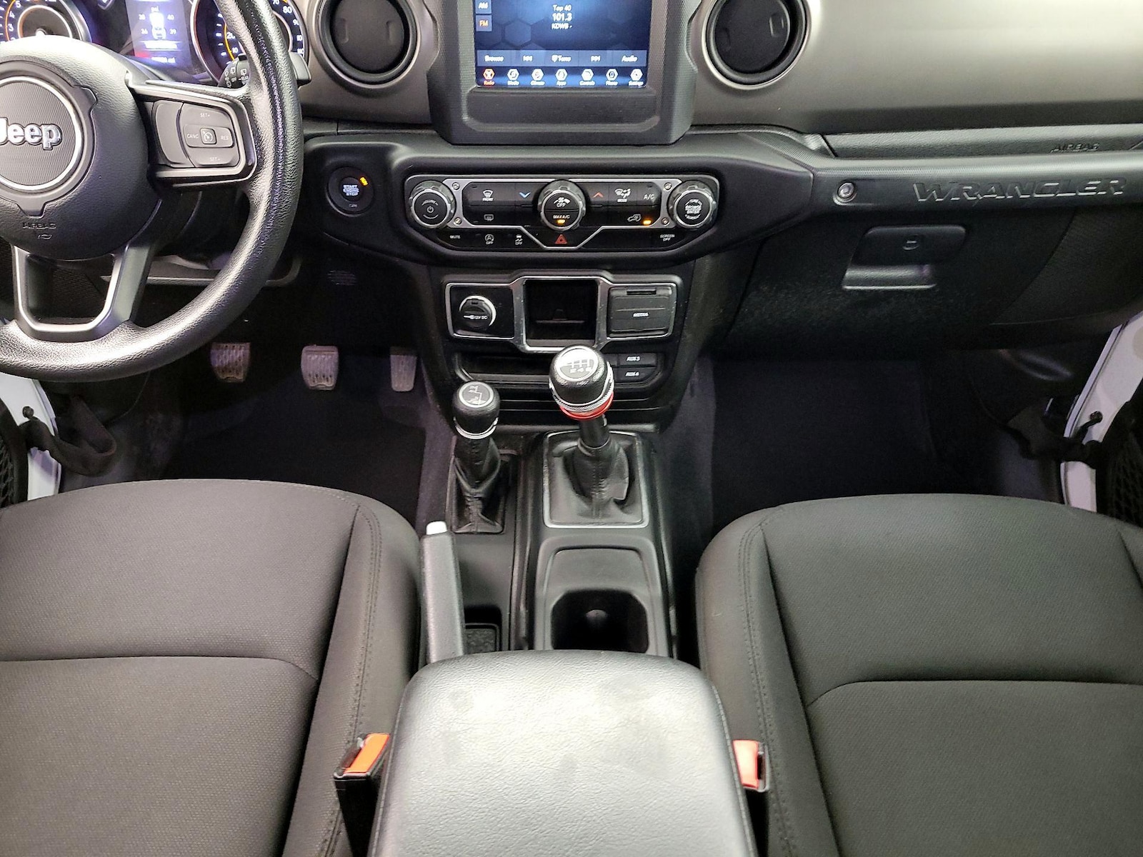 2022 Jeep Wrangler Willys Sport - Photo 18