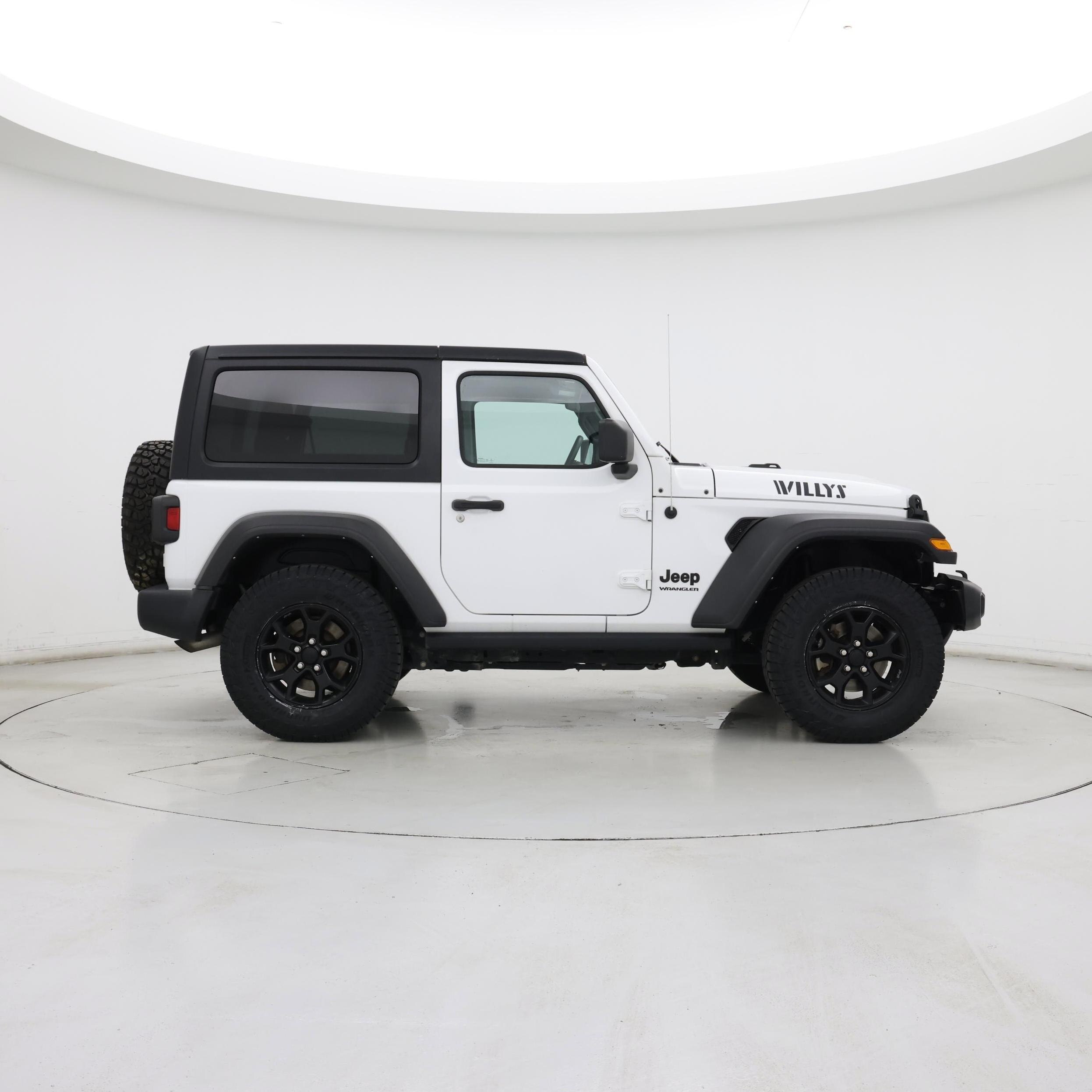 Thumbnail: 2022 Jeep Wrangler - 7