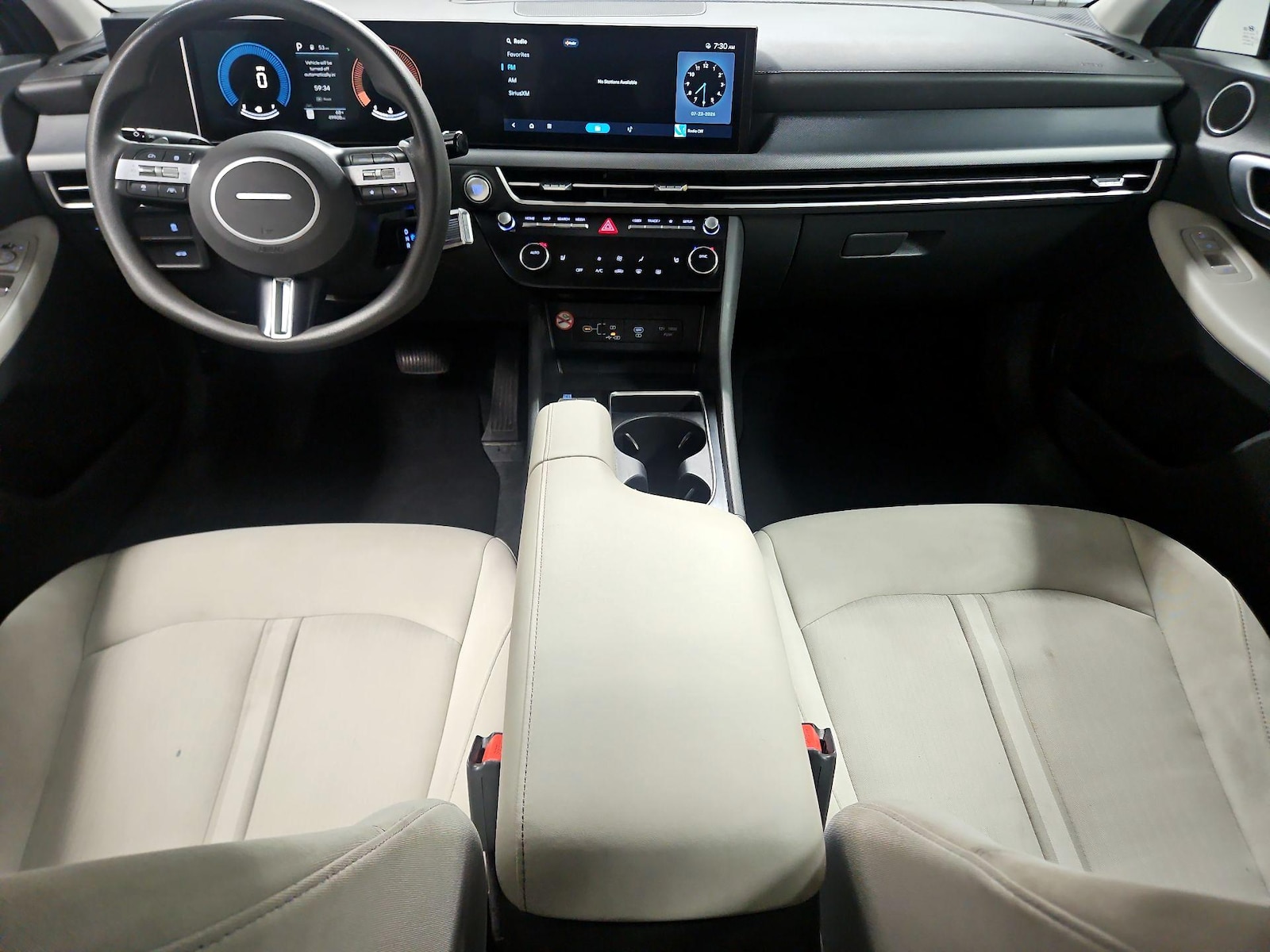 2025 Hyundai Sonata SEL - Photo 10