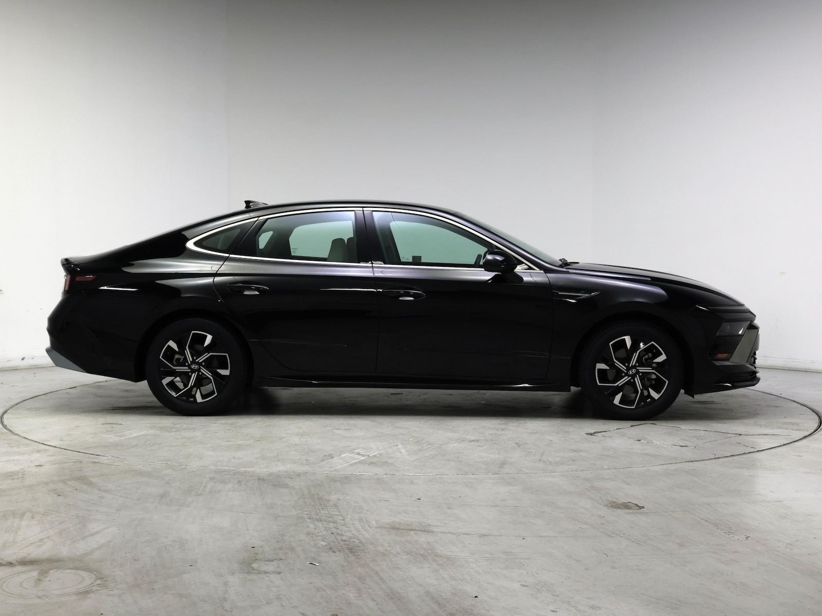 2025 Hyundai Sonata SEL - Photo 8