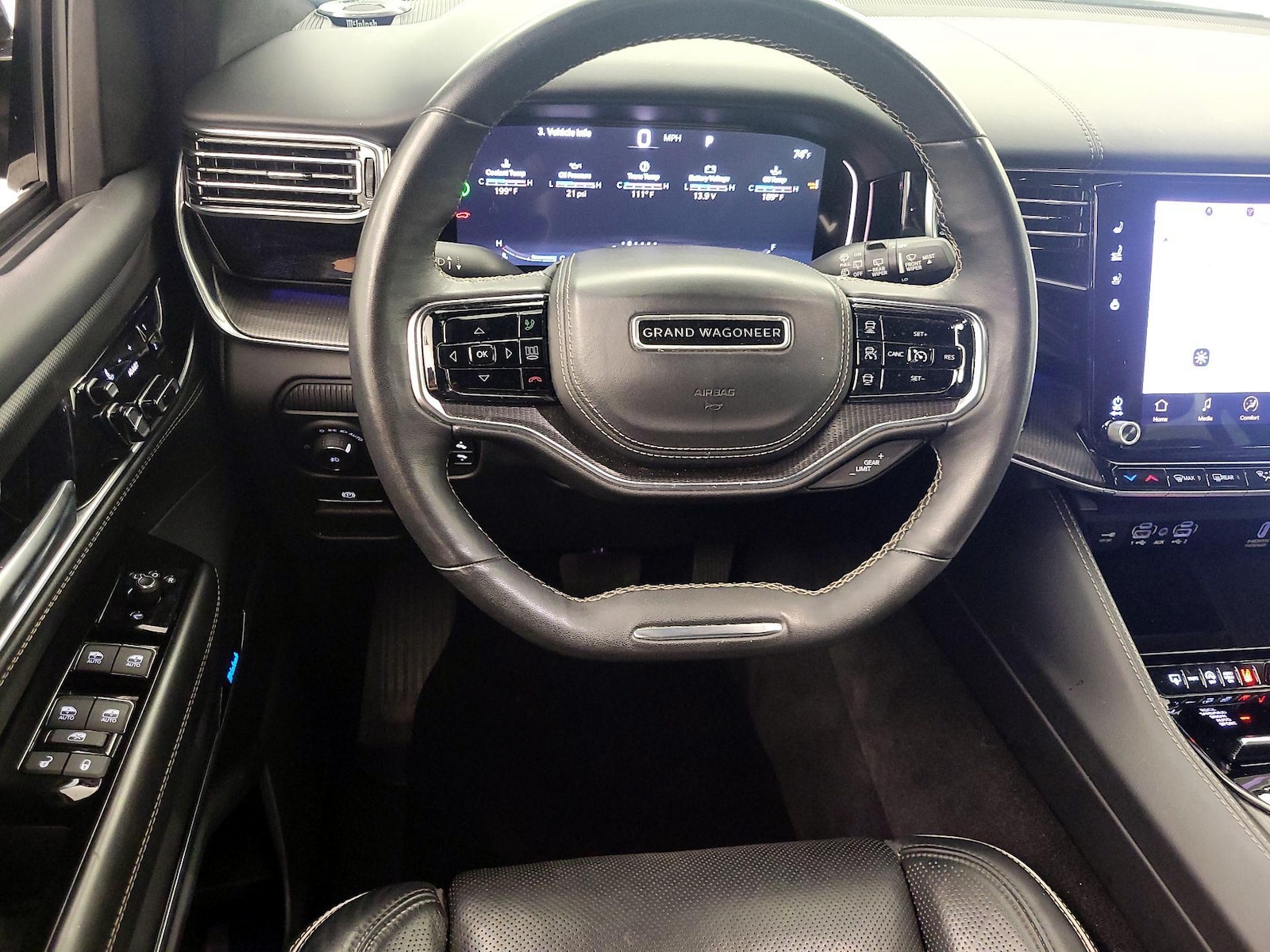 2024 Jeep Grand Wagoneer L Series II - Photo 11