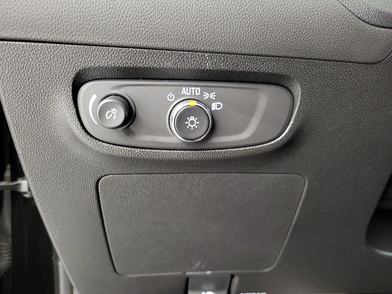 2025 Buick Encore GX Preferred - Photo 14