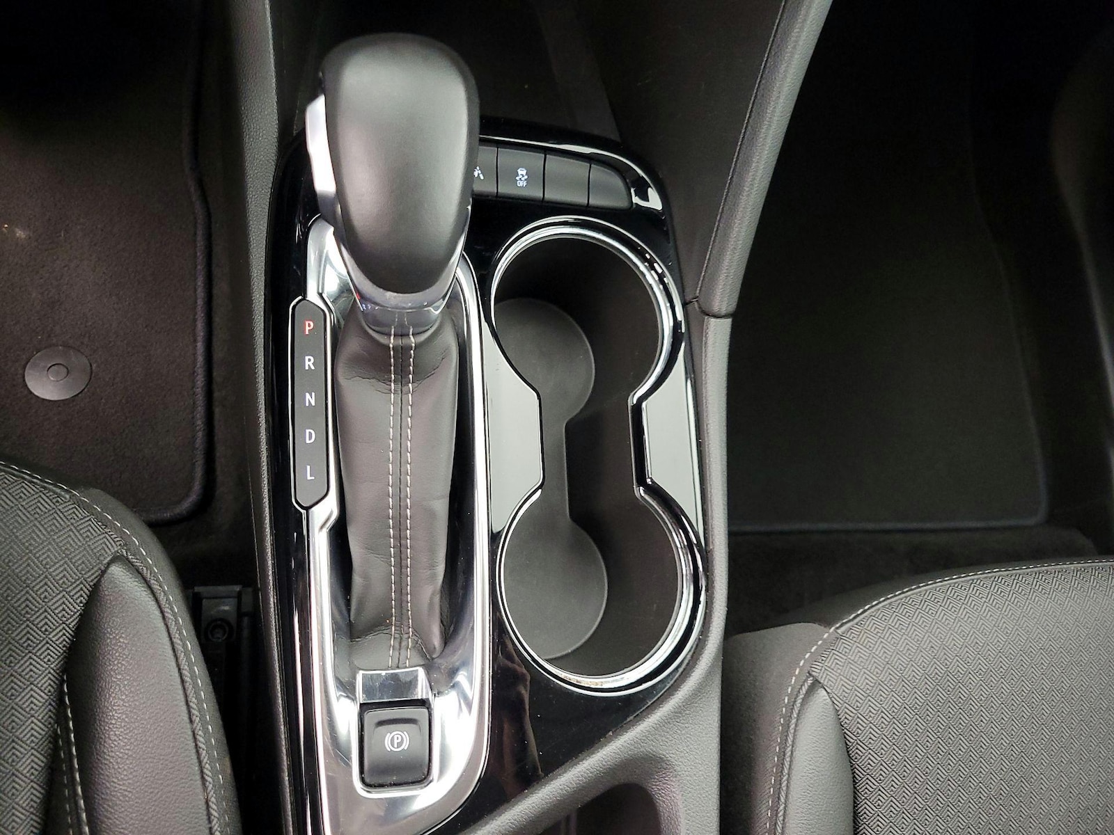 2025 Buick Encore GX Preferred - Photo 18