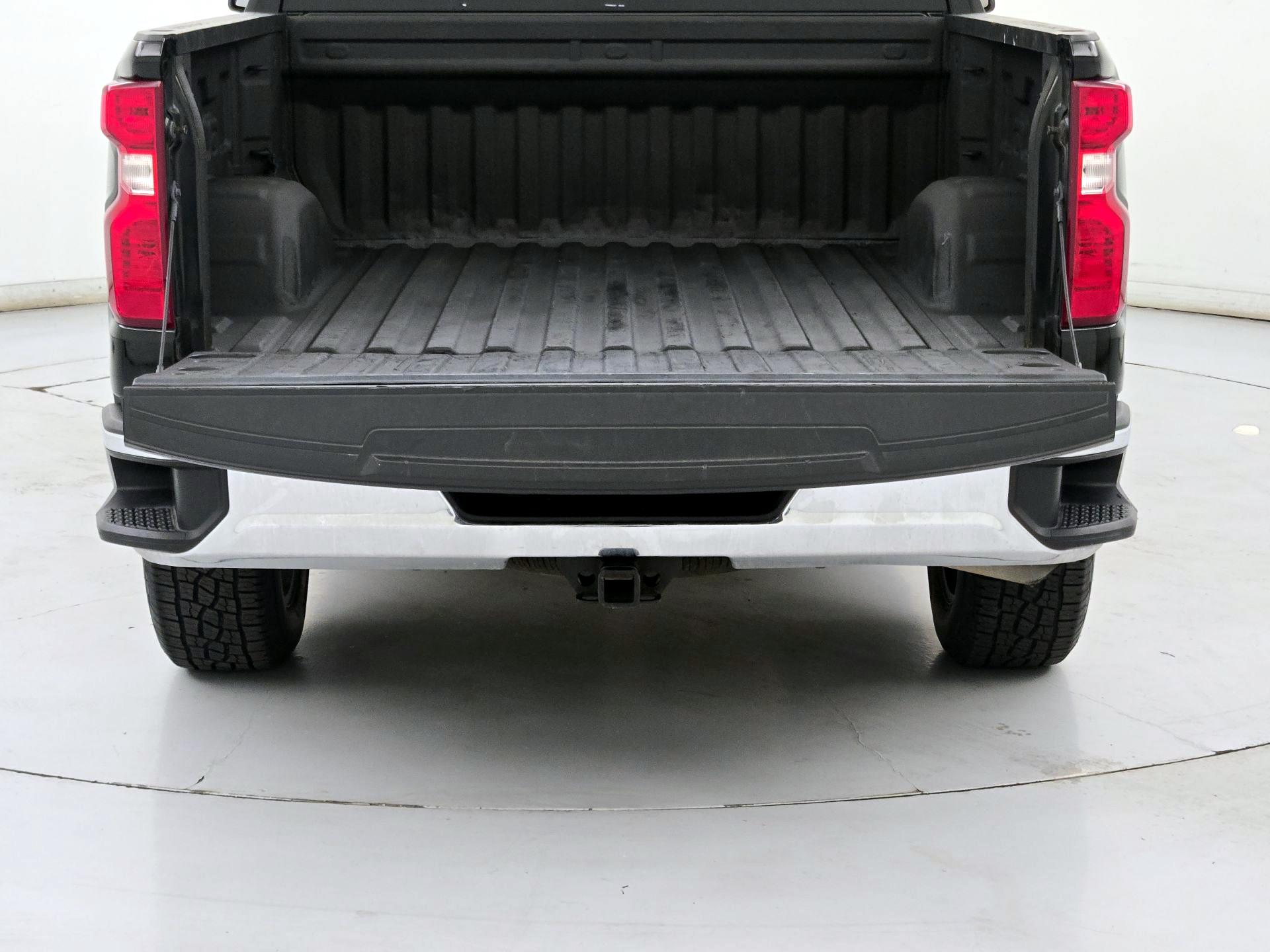 Thumbnail: 2023 Chevrolet Silverado 1500 - 20