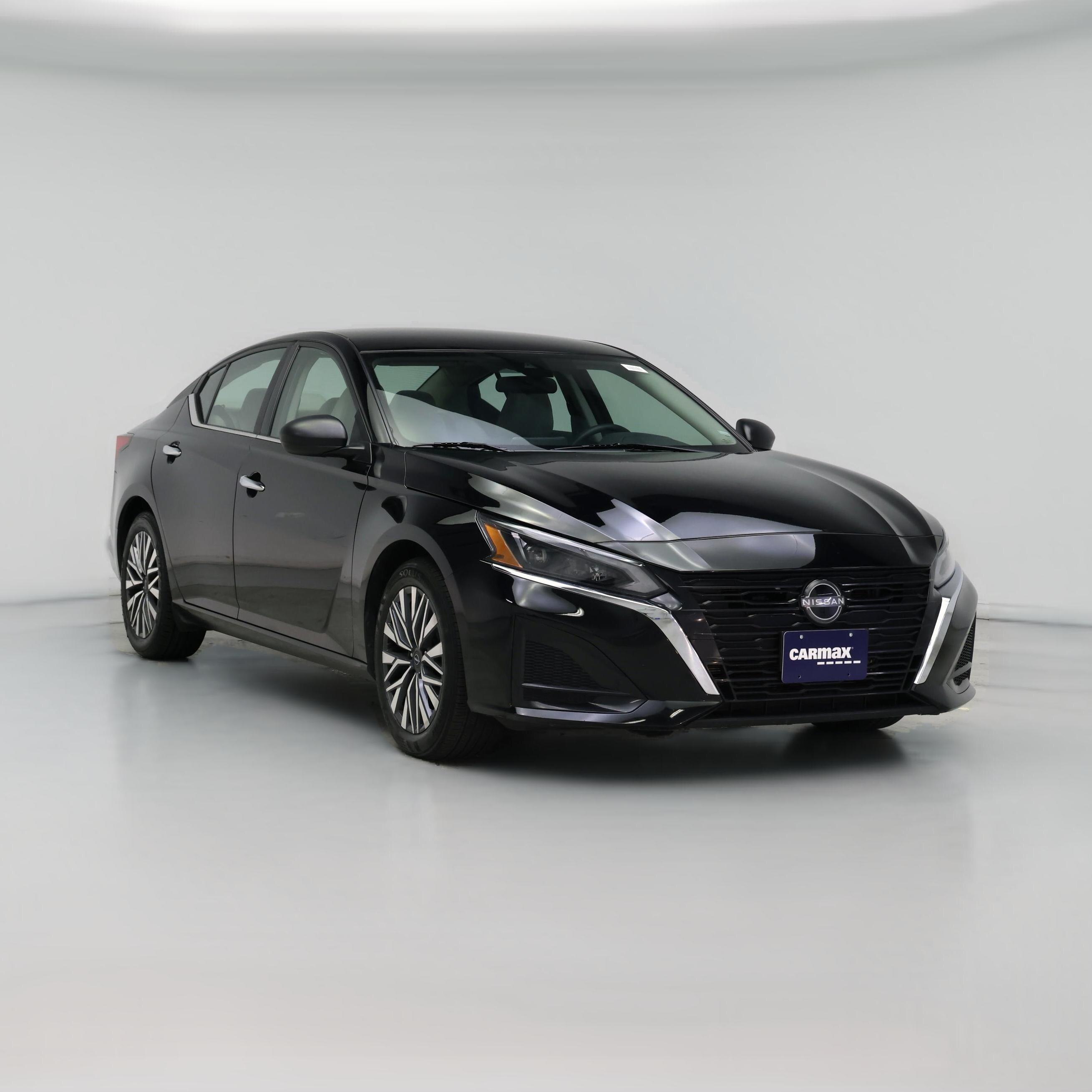 Thumbnail: 2024 Nissan Altima - 1