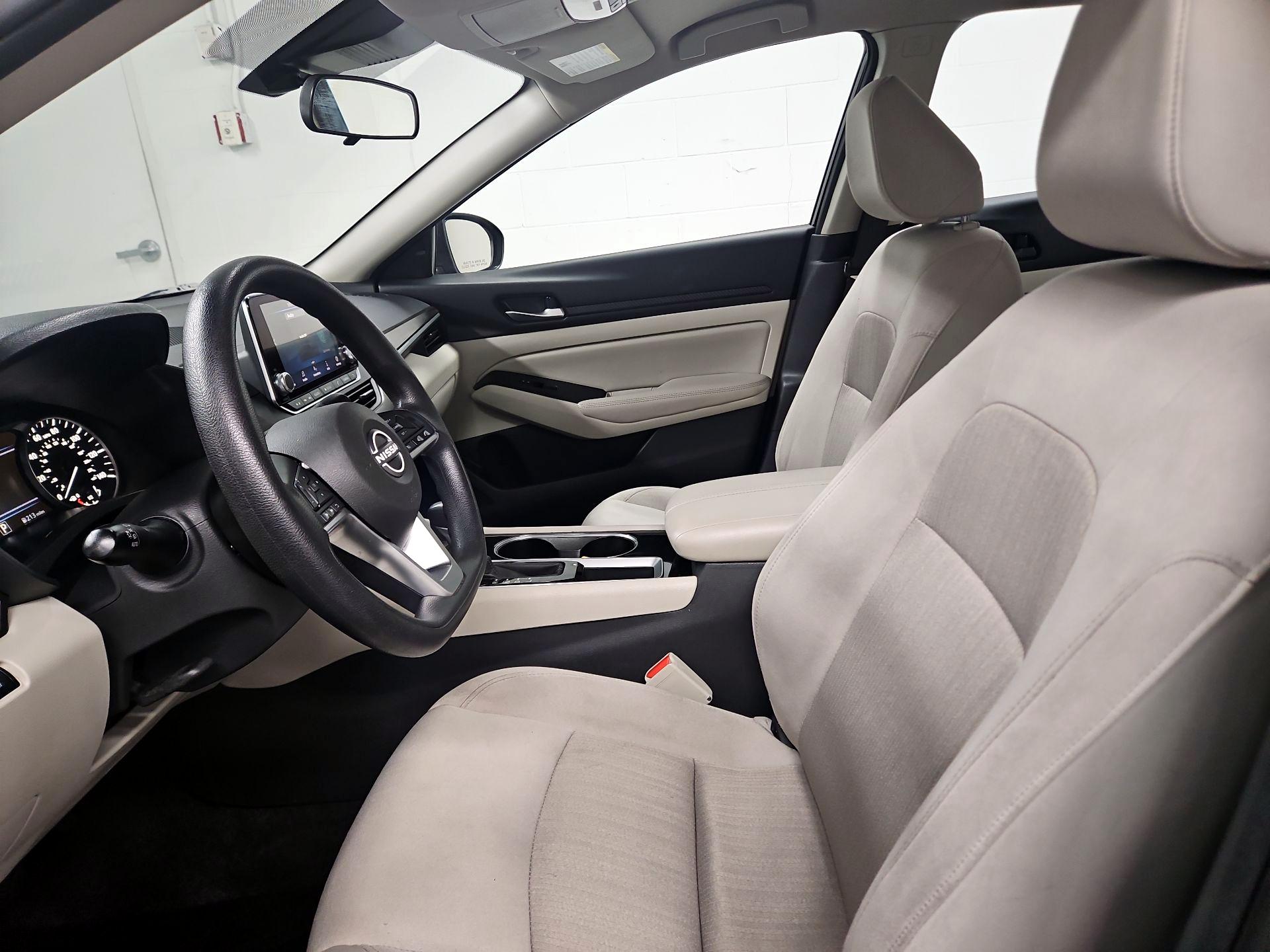 Thumbnail: 2024 Nissan Altima - 11