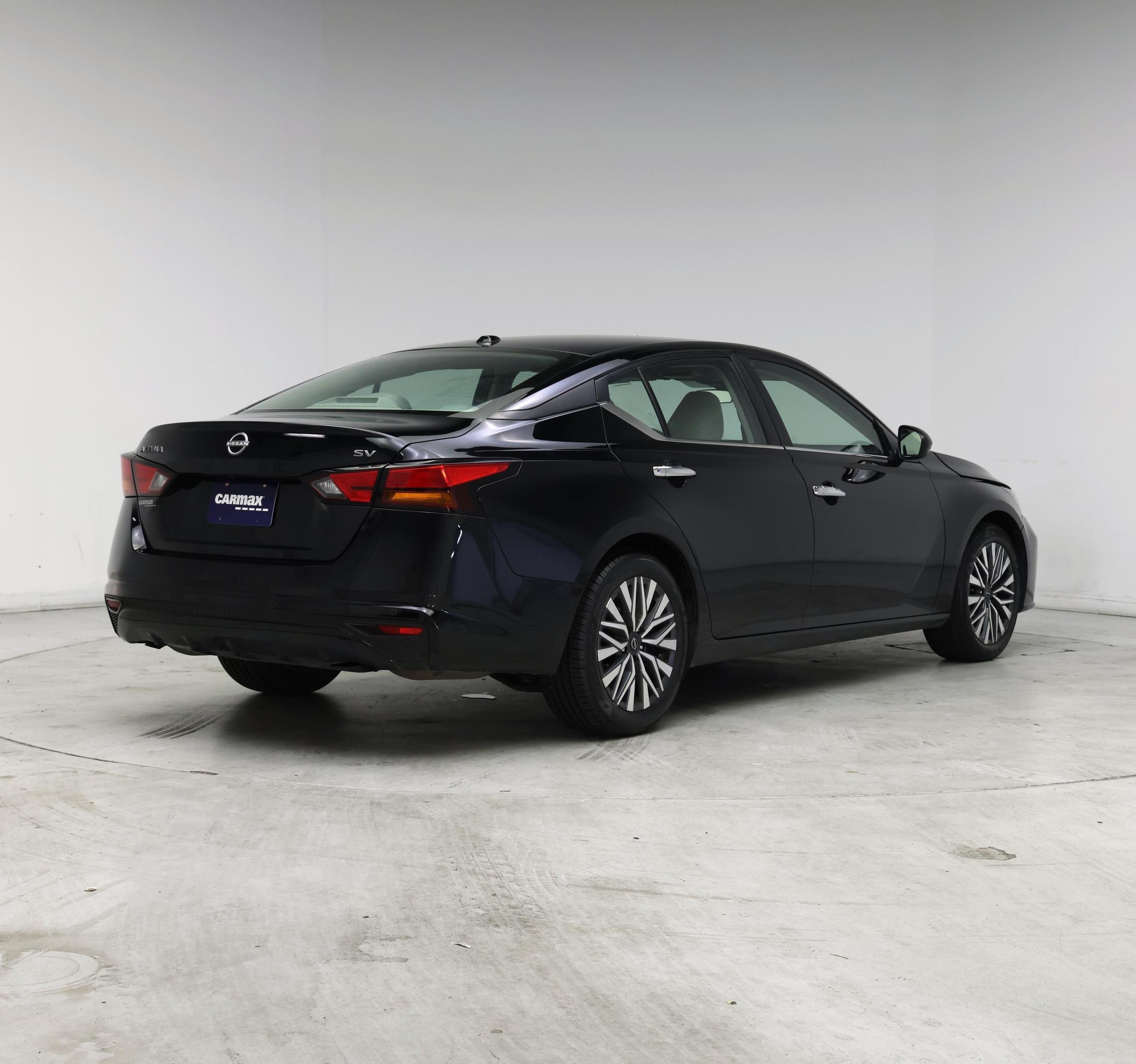 Thumbnail: 2024 Nissan Altima - 8