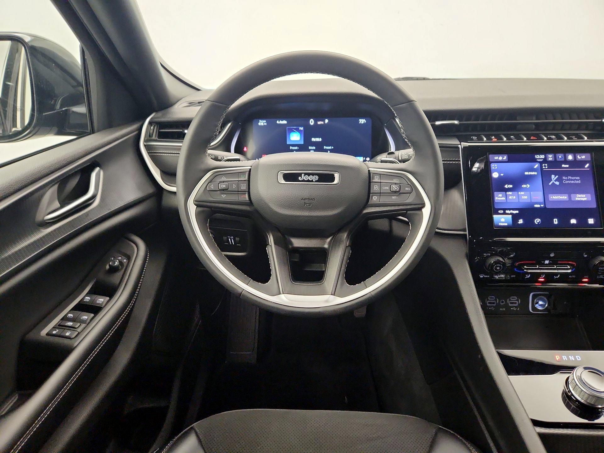 Thumbnail: 2024 Jeep Grand Cherokee - 10