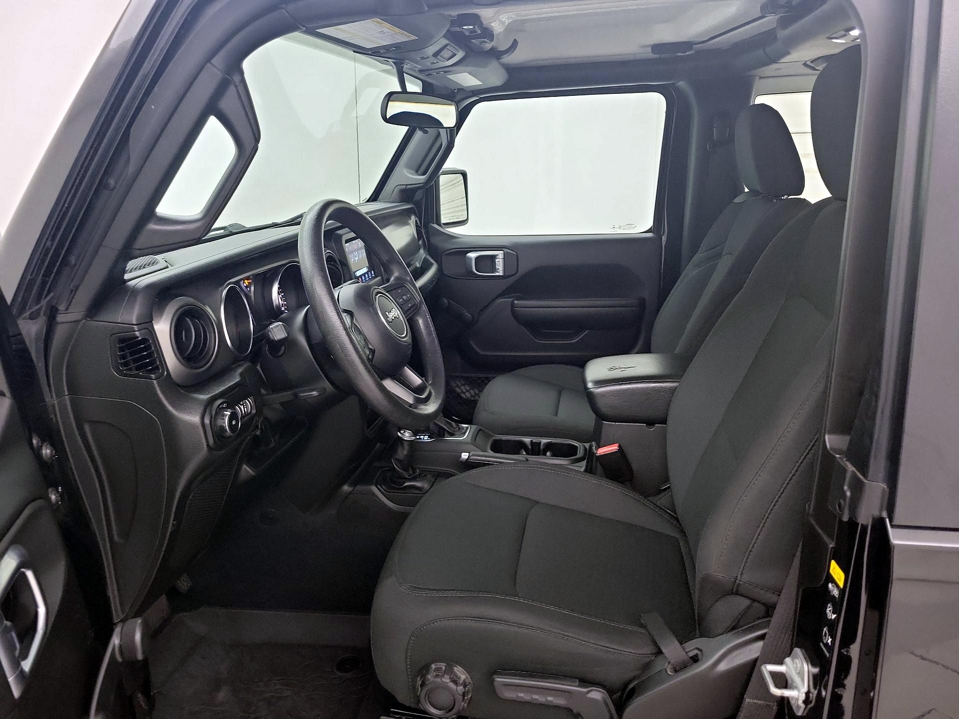 Thumbnail: 2022 Jeep Wrangler - 11