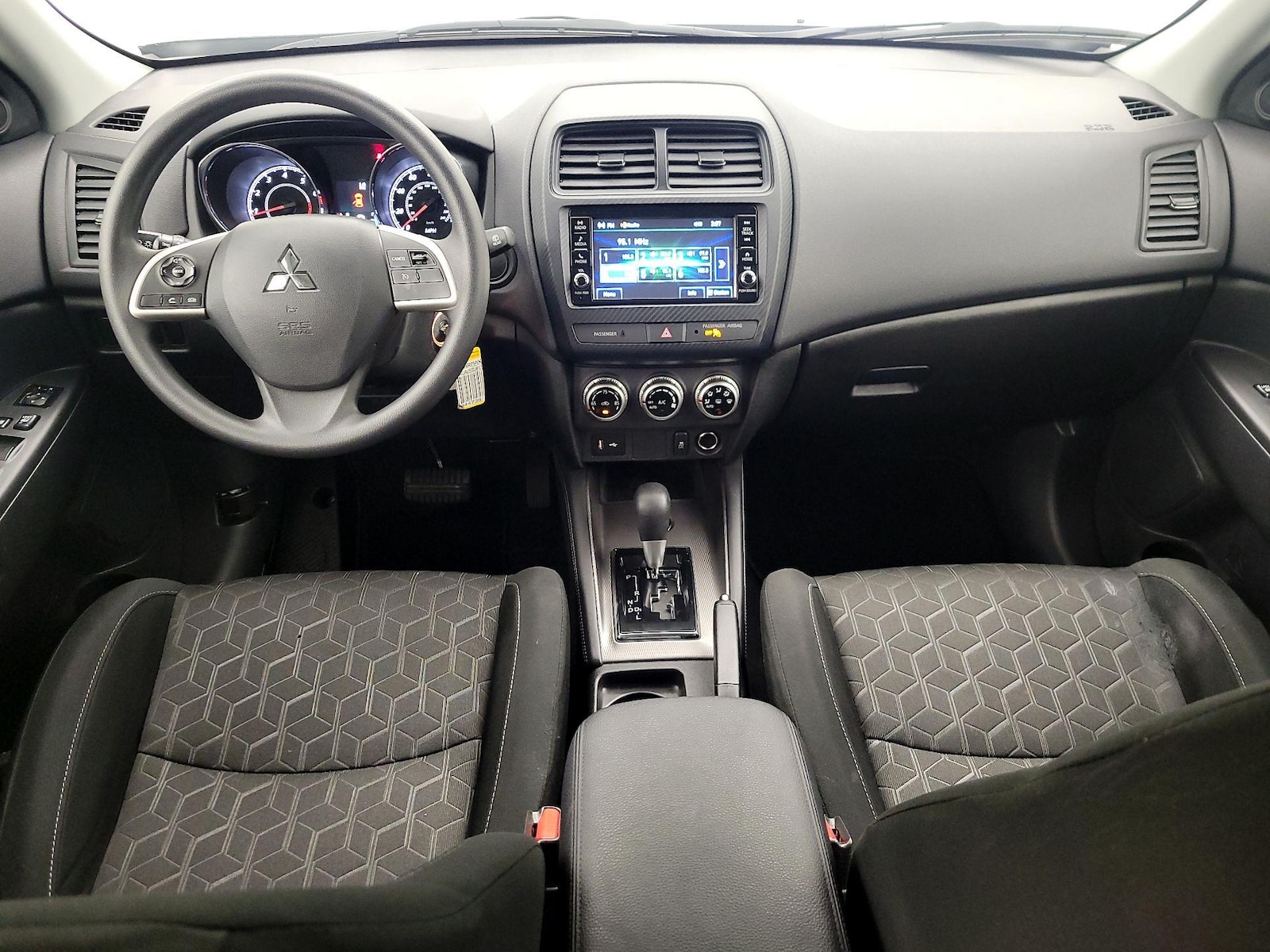 2025 Mitsubishi Outlander Sport ES - Photo 10