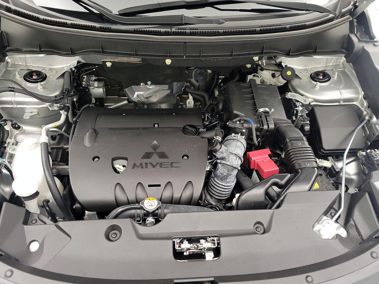 2025 Mitsubishi Outlander Sport ES - Photo 22