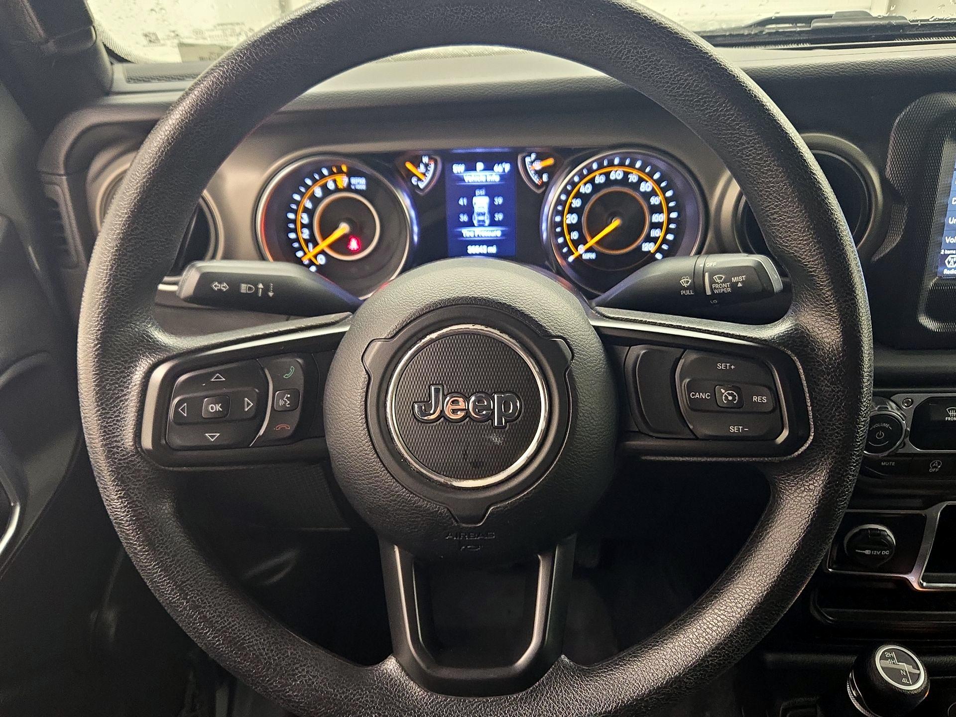 Thumbnail: 2022 Jeep Wrangler - 10