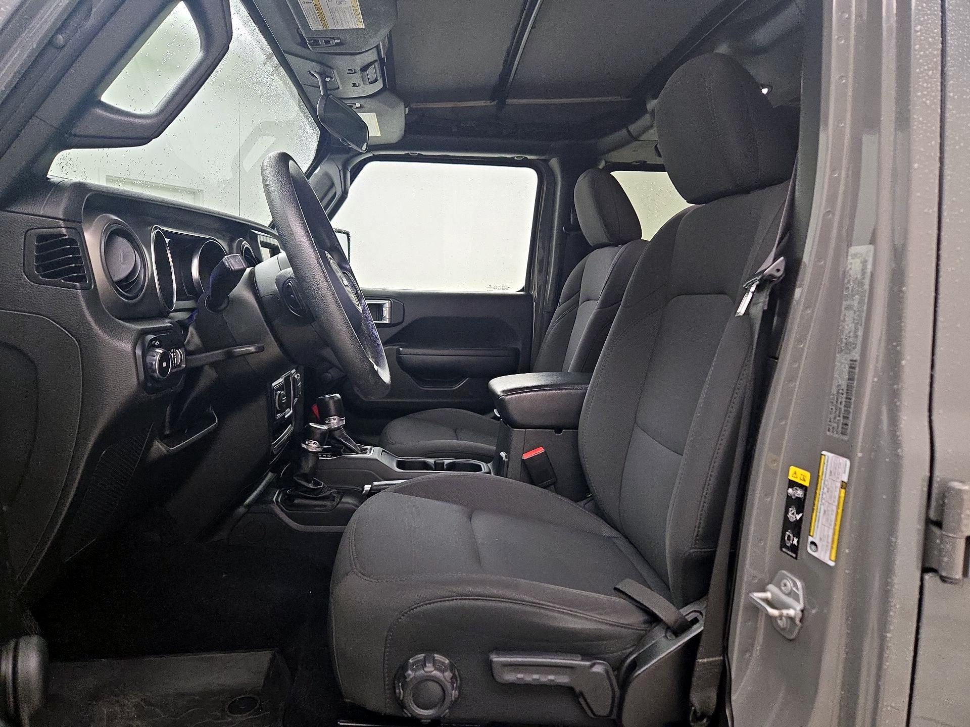 Thumbnail: 2022 Jeep Wrangler - 11